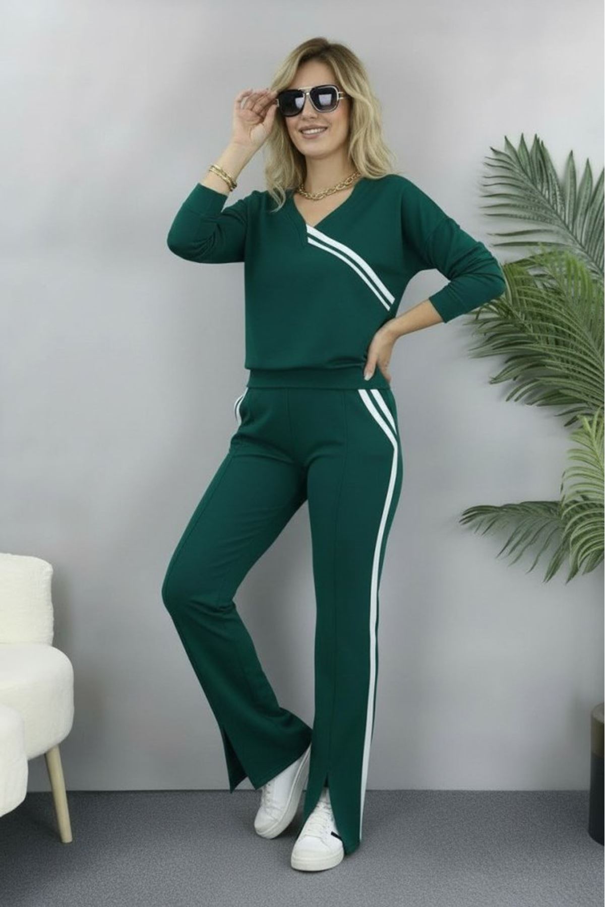 Kadın Uzun Kollu V Yakalı şerit Detaylı Viskon Iki Iplik Bluz Ve Pantolon Ikili Takım