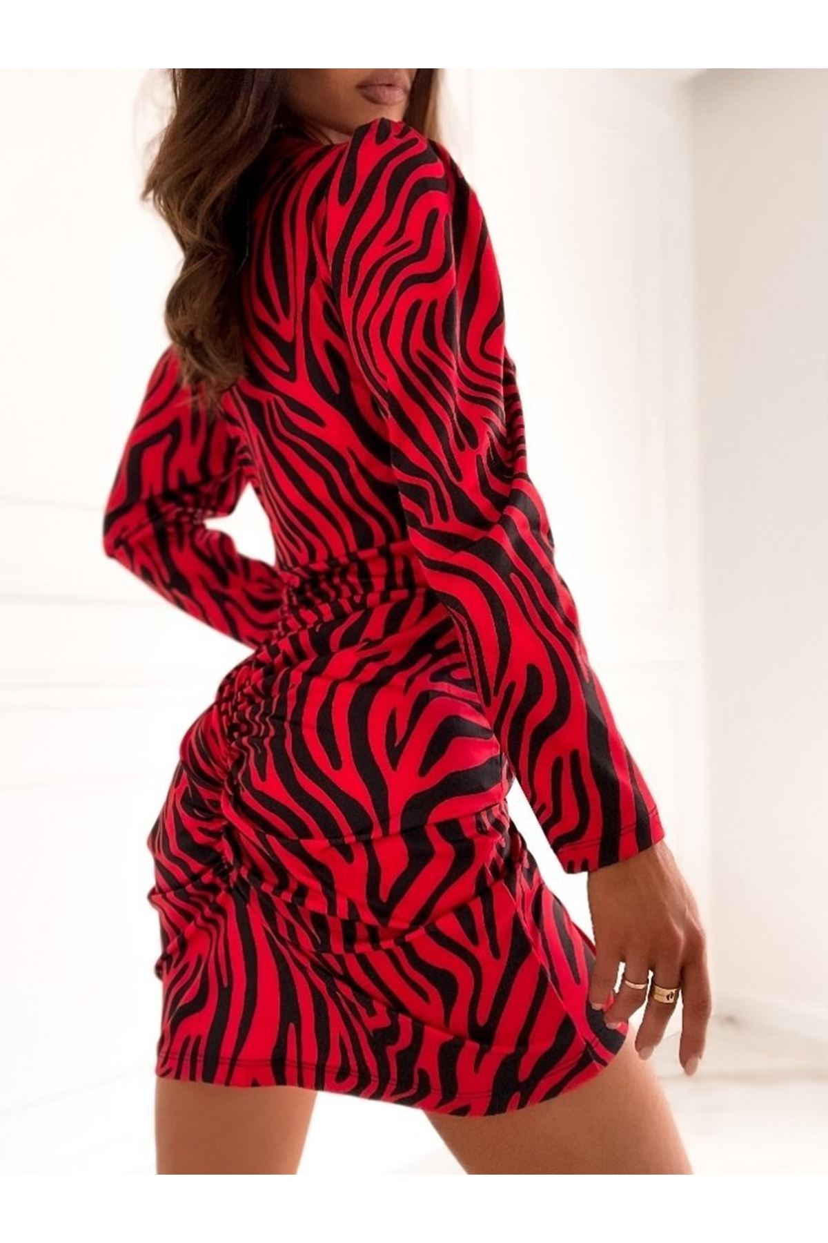 Kadın Uzun Kollu Kruvaze Yaka ön Kısım Büzgülü Dalgıç Mini Boy Elbise