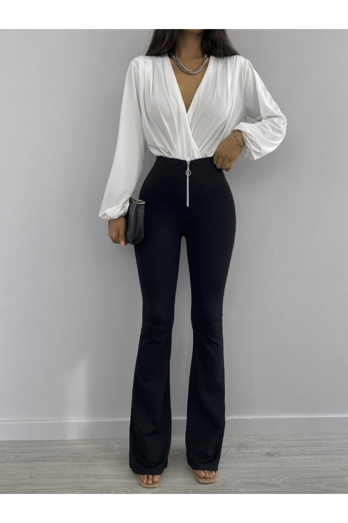 Kadın Beyaz Kruvaze Yaka Sandy Bluz