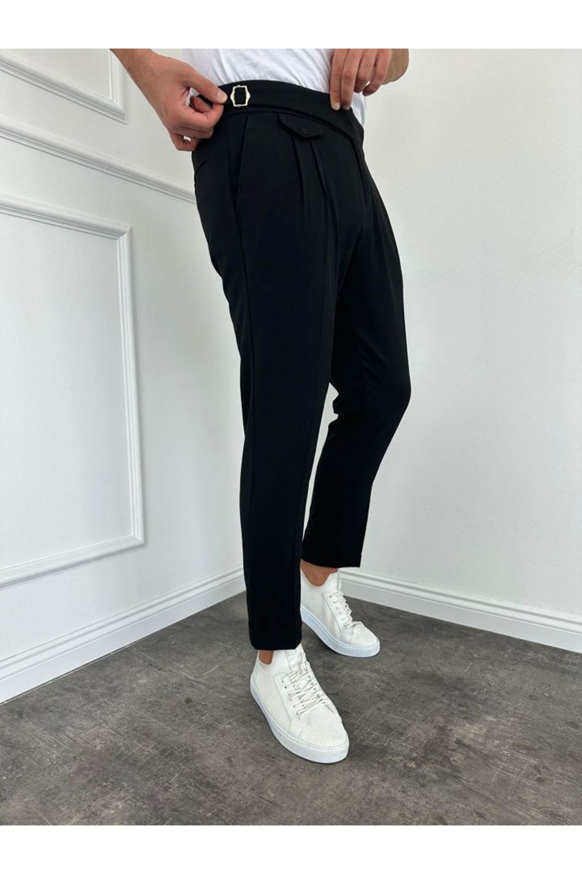 Erkek Bel Toka Detaylı Pileli Old Money Pantolon