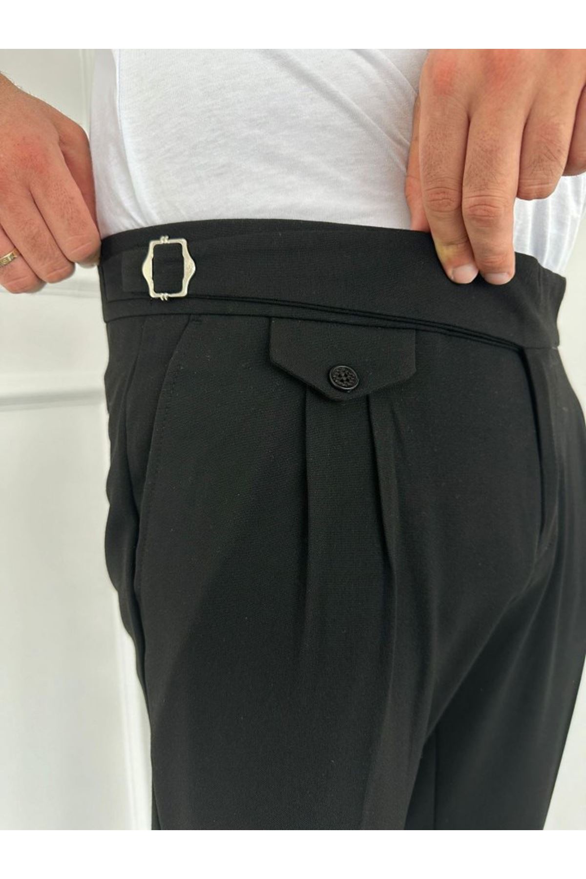 Erkek Bel Toka Detaylı Pileli Old Money Pantolon