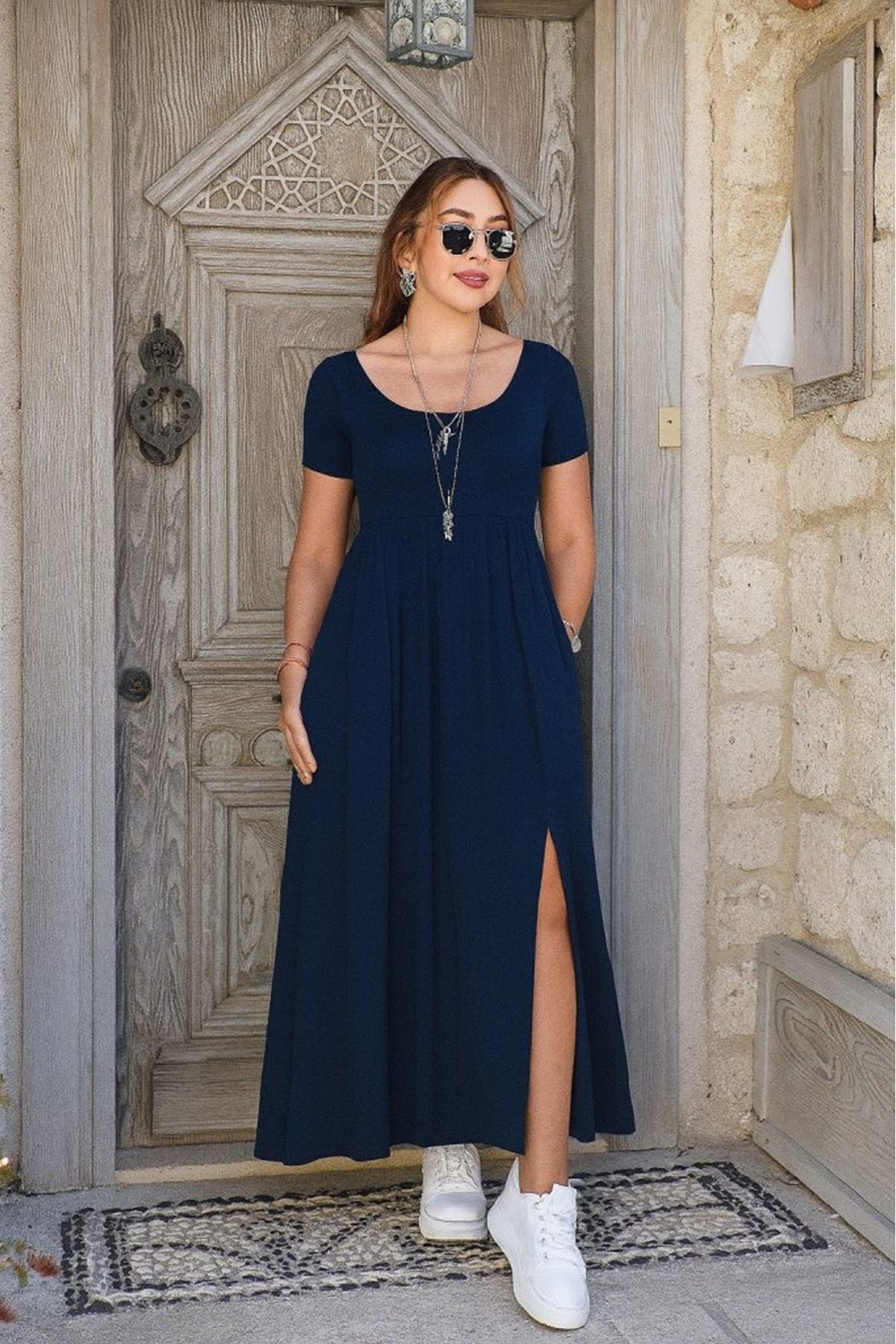 Kadın Kısa Kollu Yuvarlak Yaka önden Yırtmaçlı Cepli Viskon Uzun Elbise