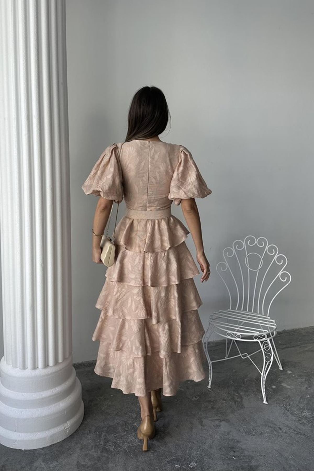 Bej Kat Kat Balon Kollu Kemerli Elbise