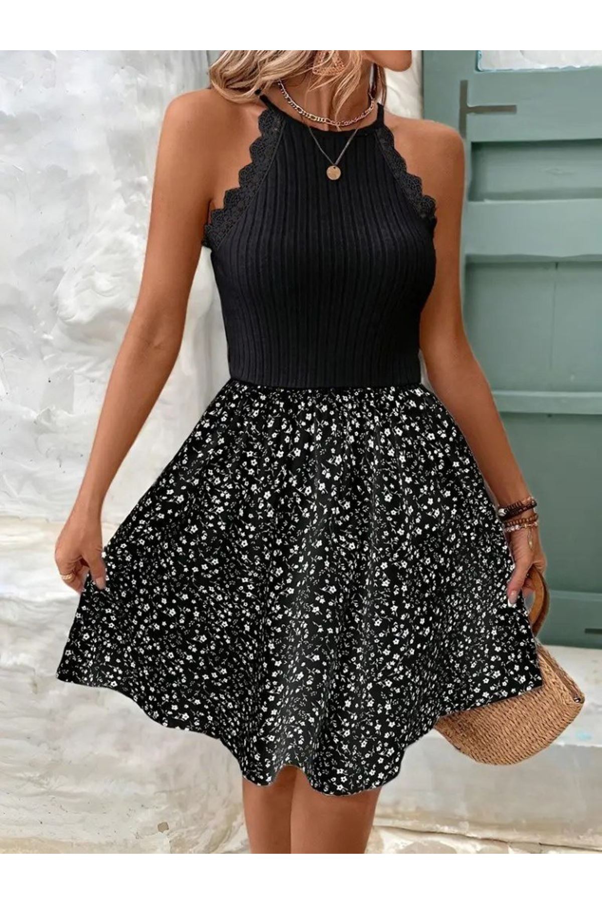 Kadın Omuzlardan Açık Reglan Kol Detaylı üst Fırfırlı Kaşkorse Alt Süprem Elbise