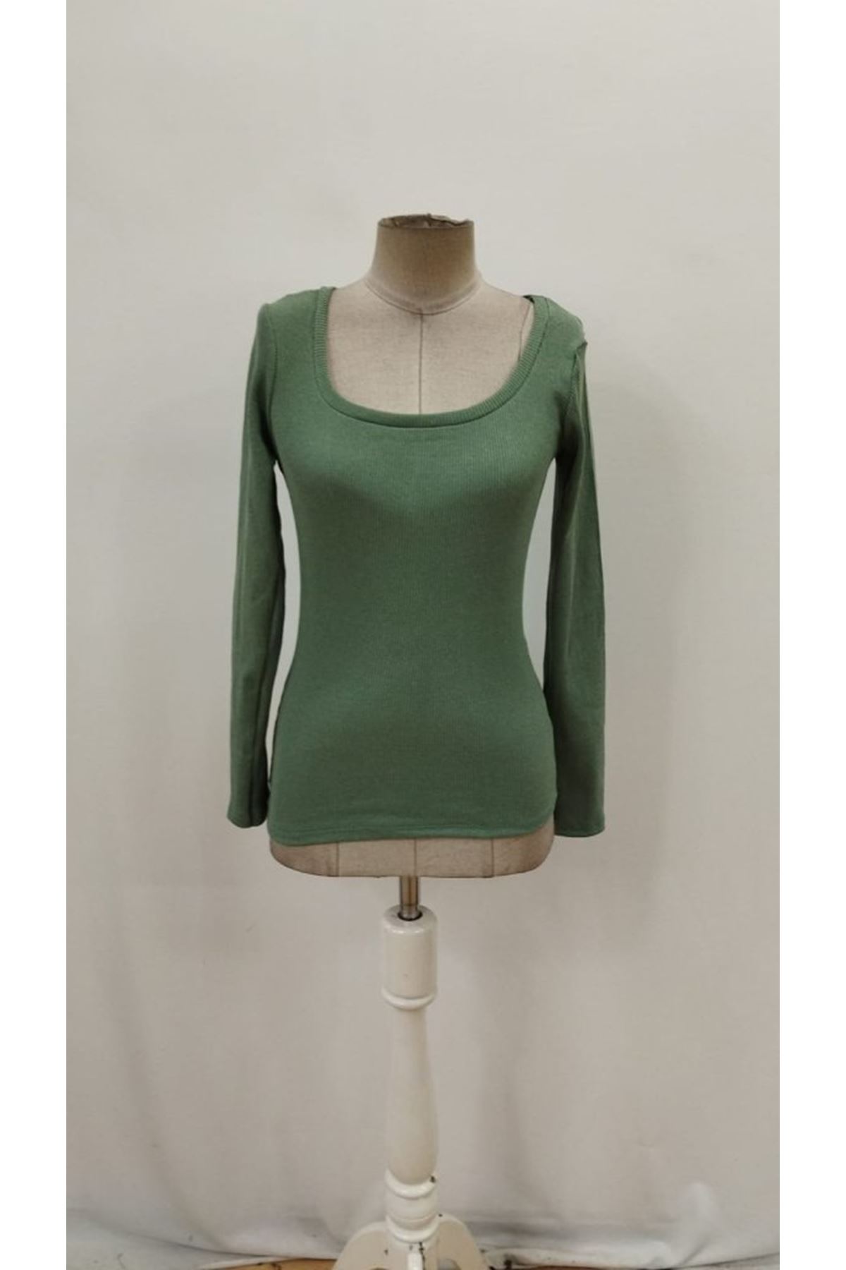 Kadın Uzun Kollu Derin Yuvarlak Yaka Kaşkorse Bluz