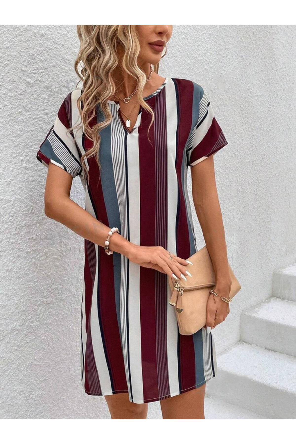 Kadın Kısa Kollu V Yakalı çizgi Baskılı Süprem Elbise