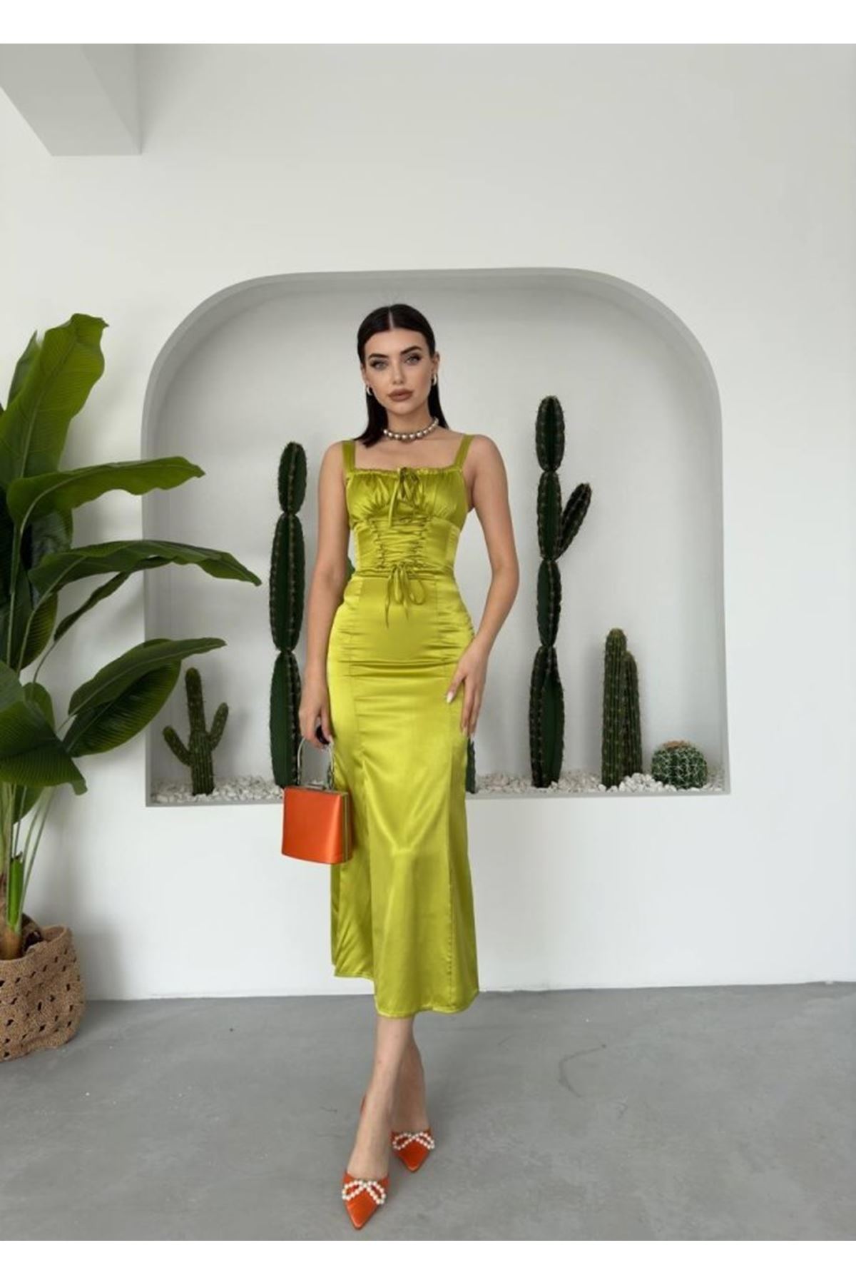 PAG İP ASKILI ELBİSE