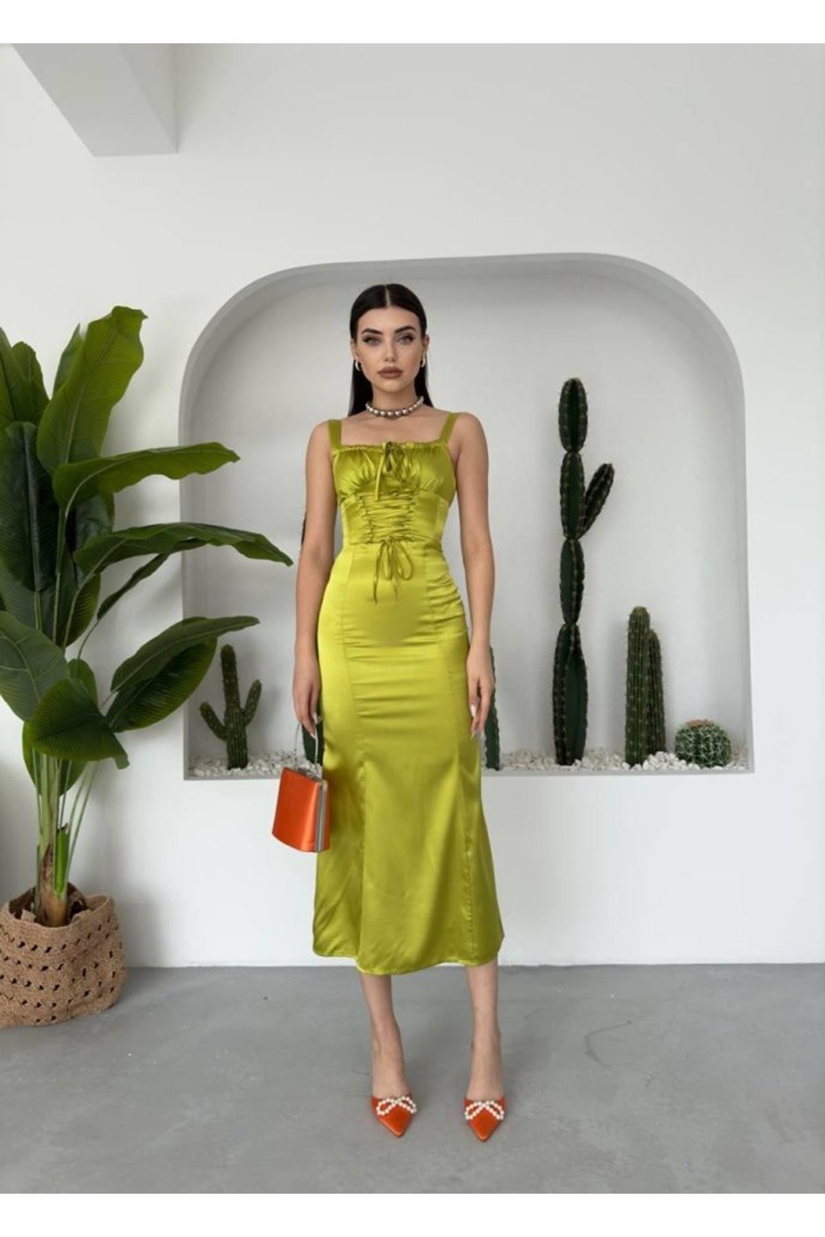 PAG İP ASKILI ELBİSE