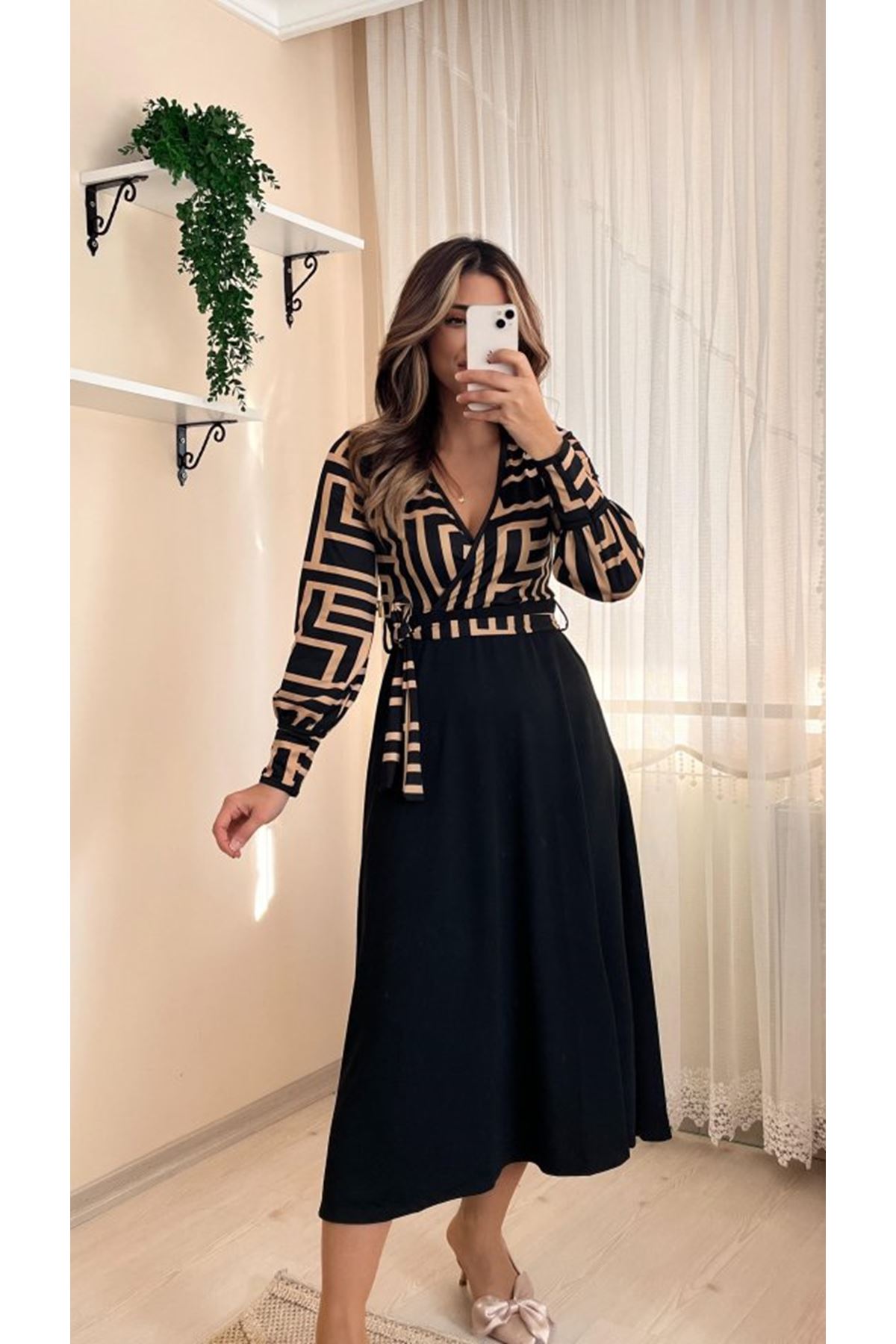 Kadın Uzun Kollu Kruvaze Yaka Dalgıç Krep Midi Boy Elbise