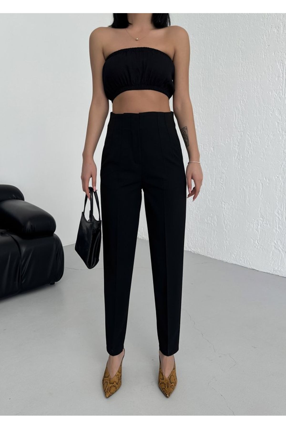 Yüksek Bel Pensli̇ Pantolon