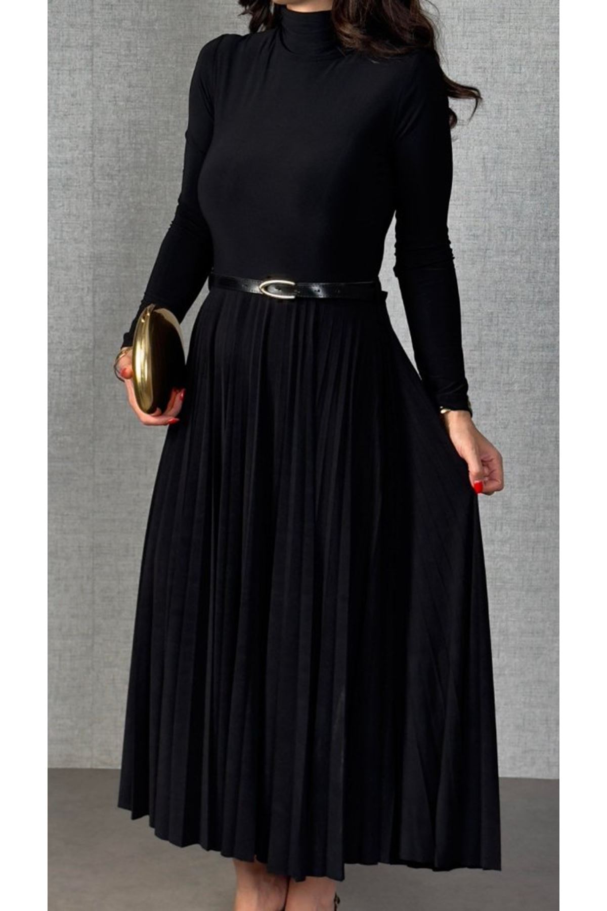 Kadın Uzun Kollu Balıkçı Yaka Kemersiz Pileli Uzun Sandy Elbise