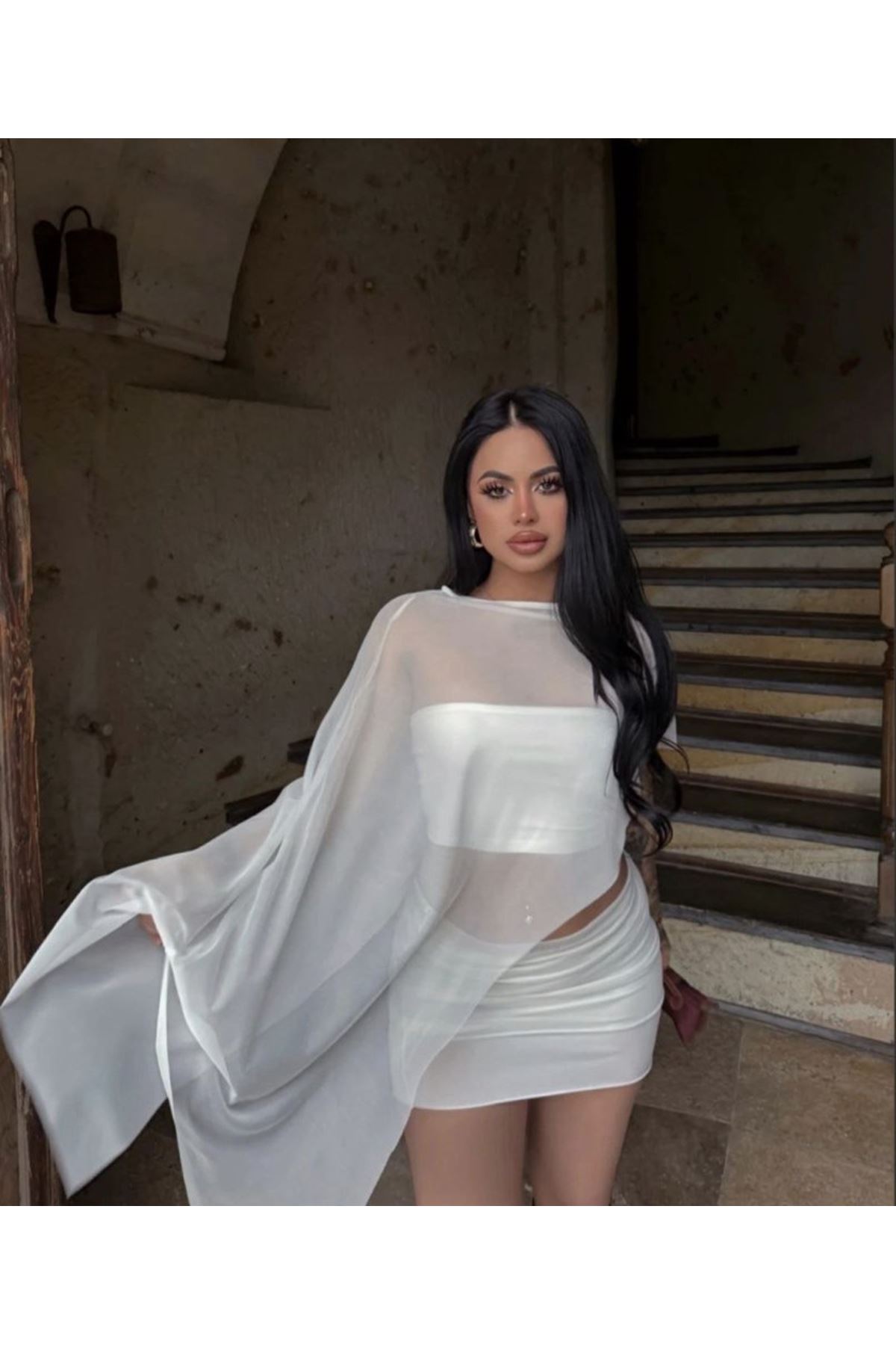 Kadın Türk Transparan Detay Büstiyer Ve Etek Takım