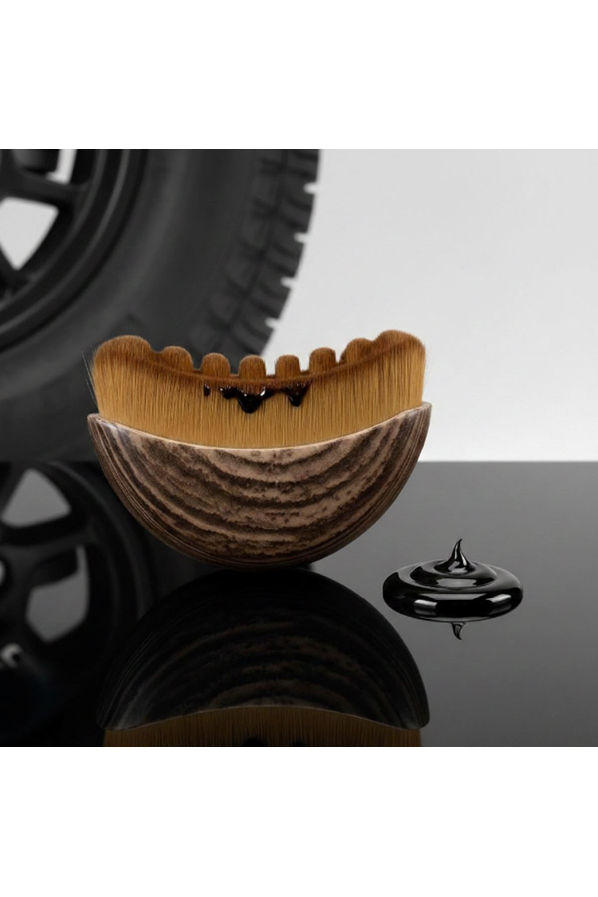 Araç Lastik Parlatma Fırçası