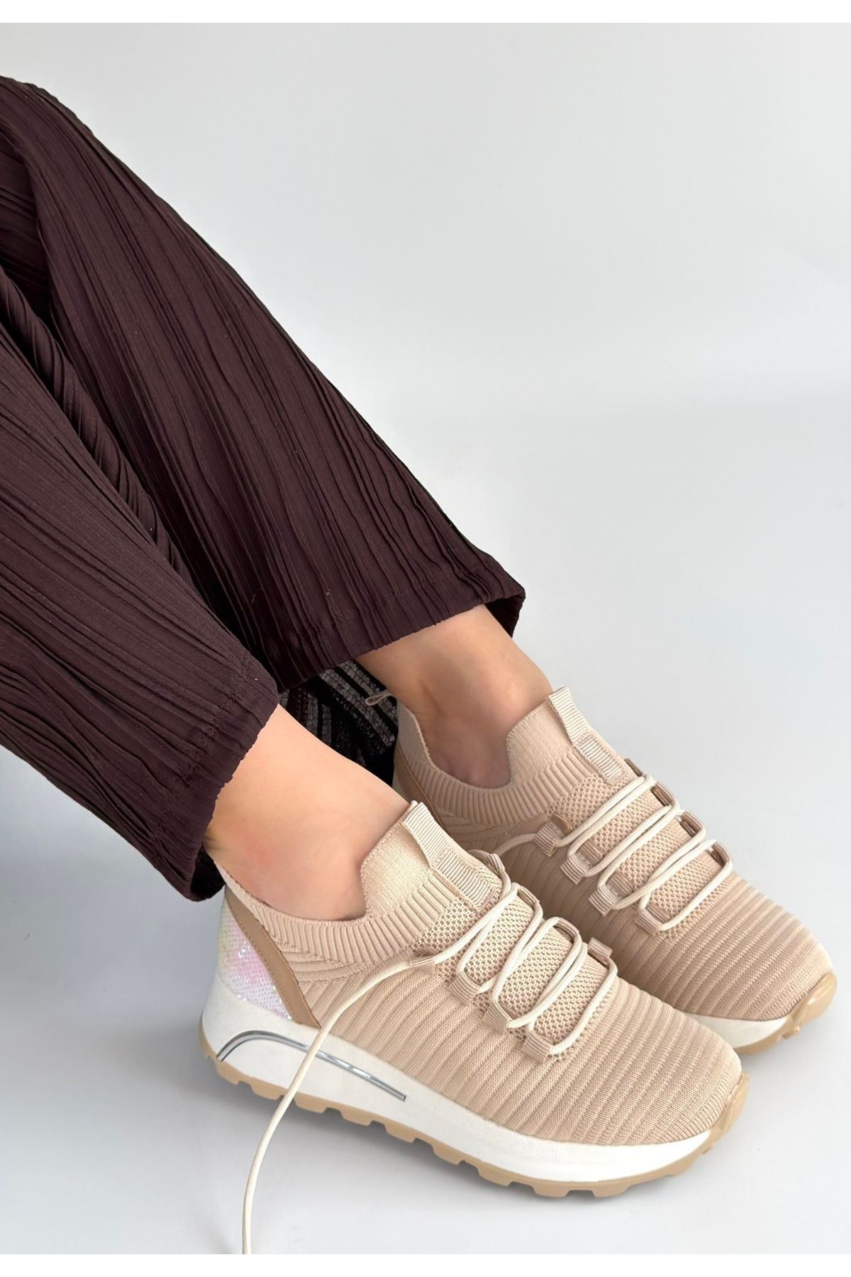 Feort Bej Triko Bağcıklı Spor Ayakkabı