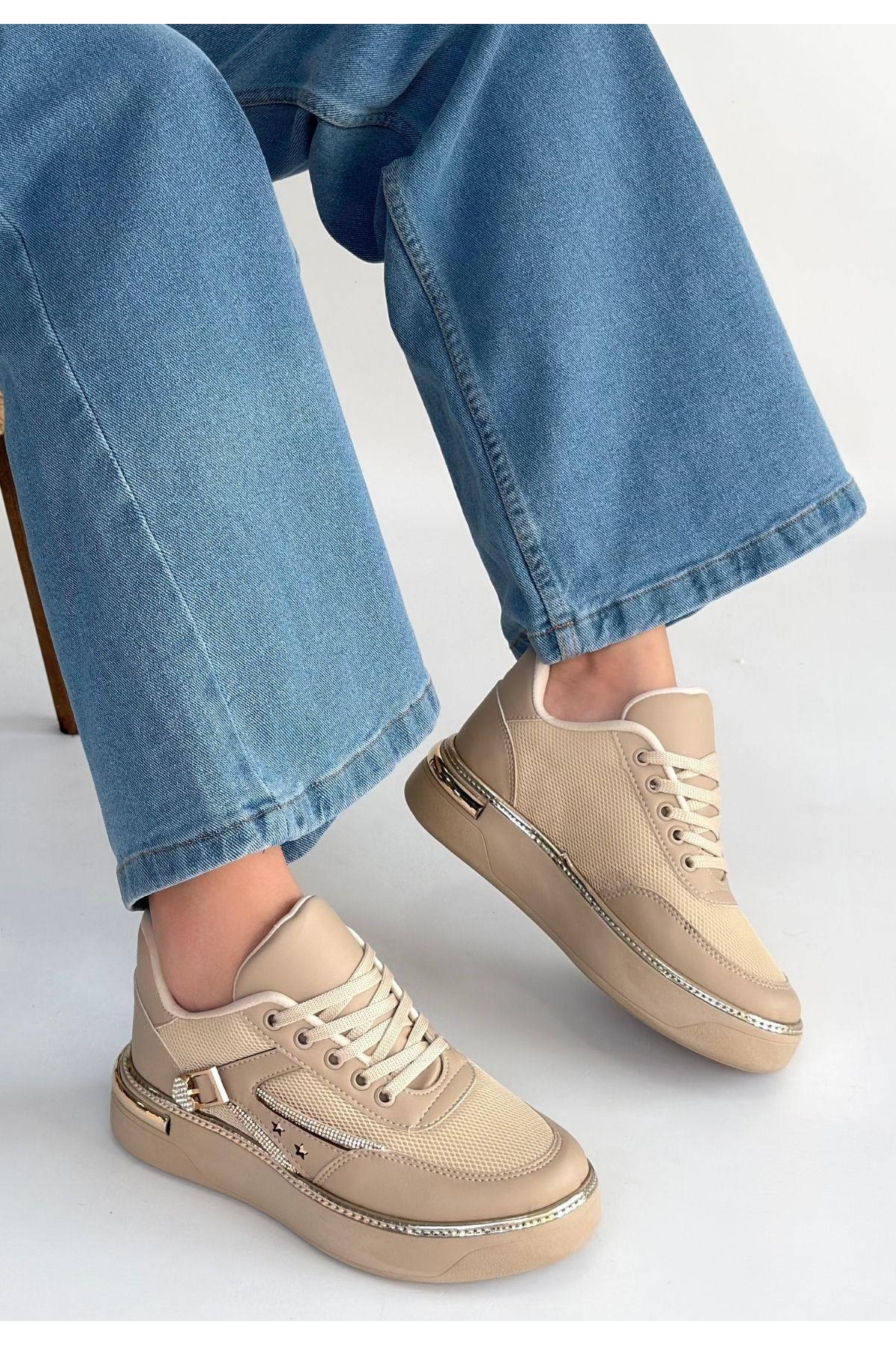 Junda Bej Cilt Bağcıklı Spor Ayakkabı