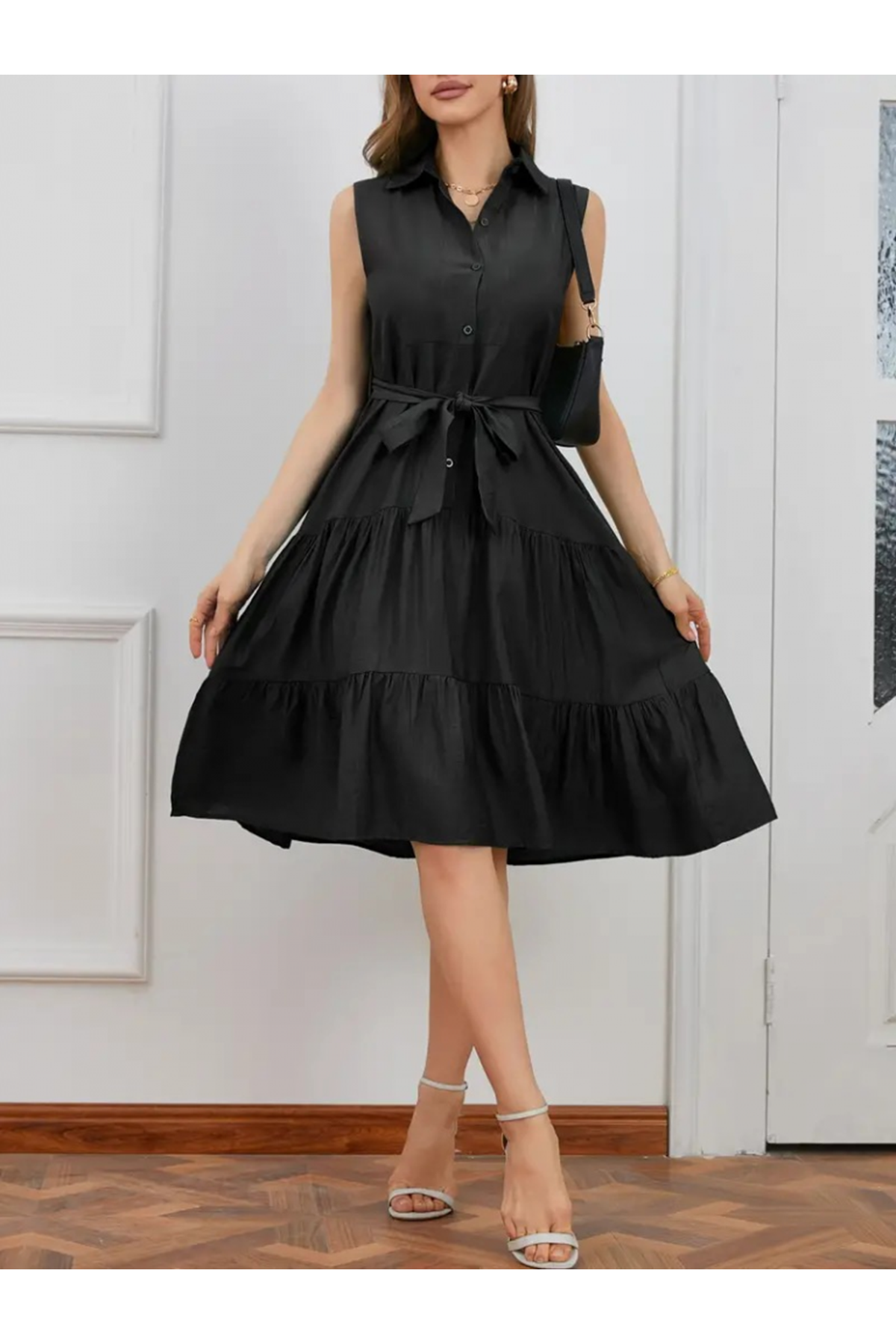 Kadın Kısa Kollu Gömlek Yaka Düğmeli Beli Kuşaklı Katlı Dokuma Midi Elbise