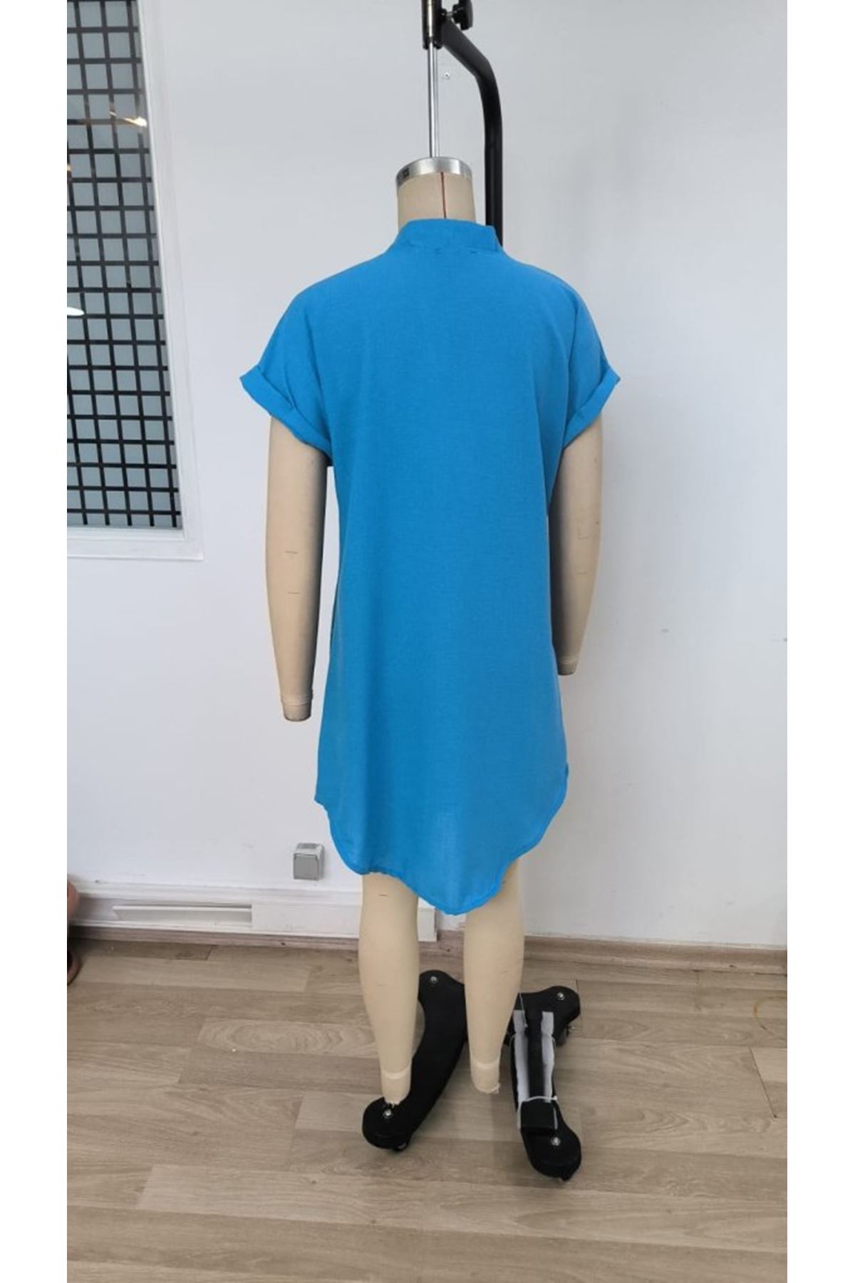 Kadın Kısa Kollu önden Düğmeli Ithal Keten Elbise