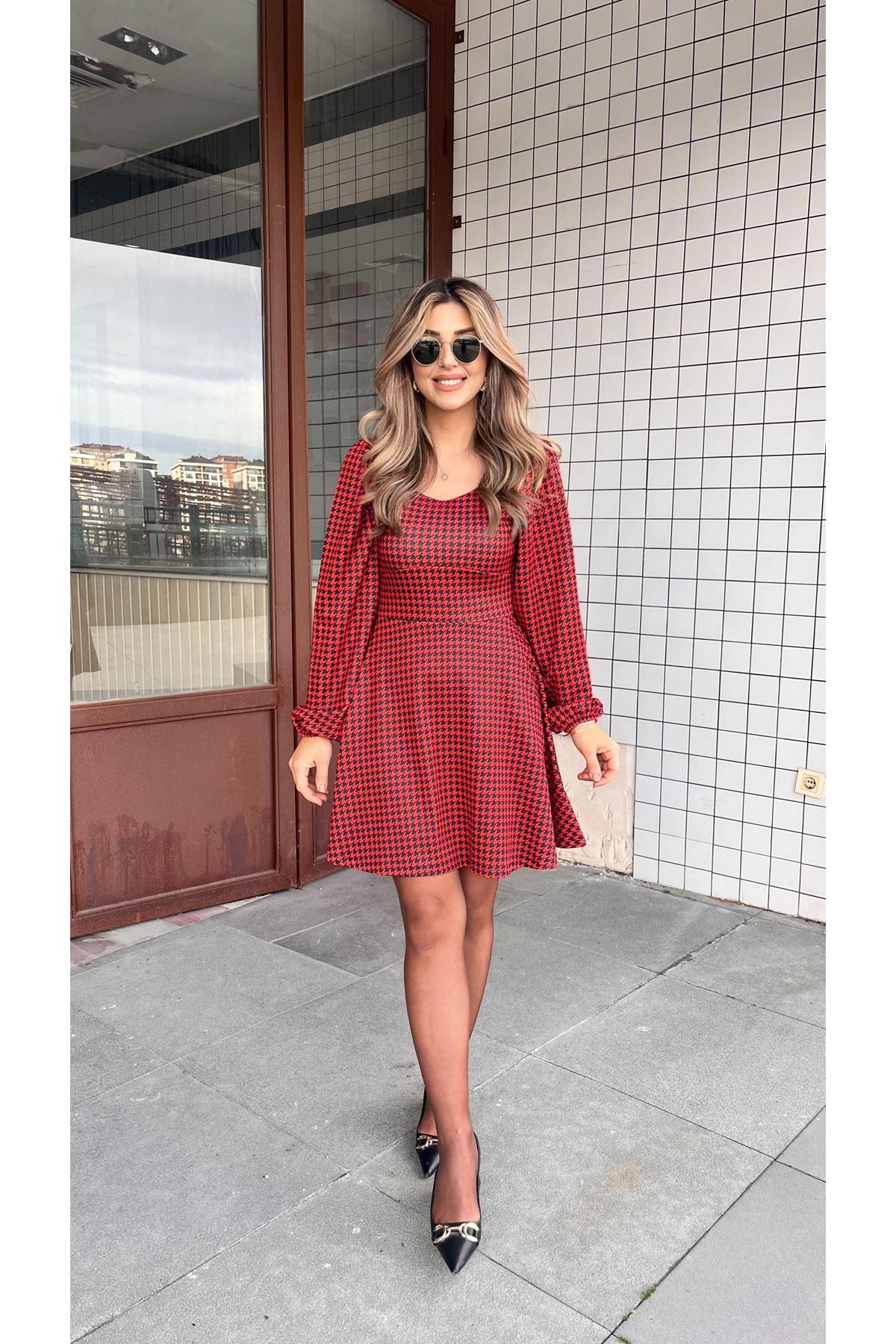 Kadın Uzun Kollu Kare Kalp Yakalı Mini Modal Elbise