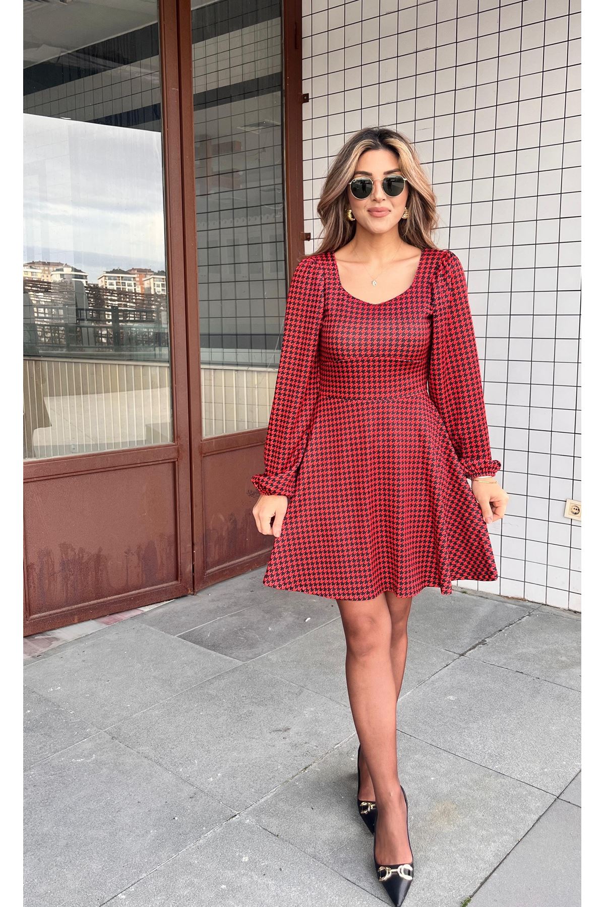 Kadın Uzun Kollu Kare Kalp Yakalı Mini Modal Elbise