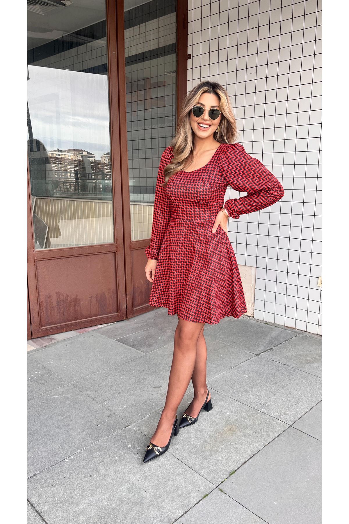 Kadın Uzun Kollu Kare Kalp Yakalı Mini Modal Elbise