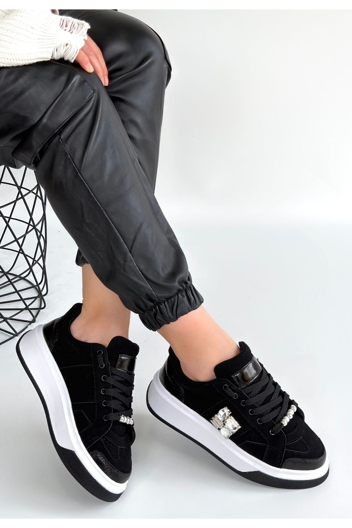 Ceans Siyah Süet Bağcıklı Spor Ayakkabı