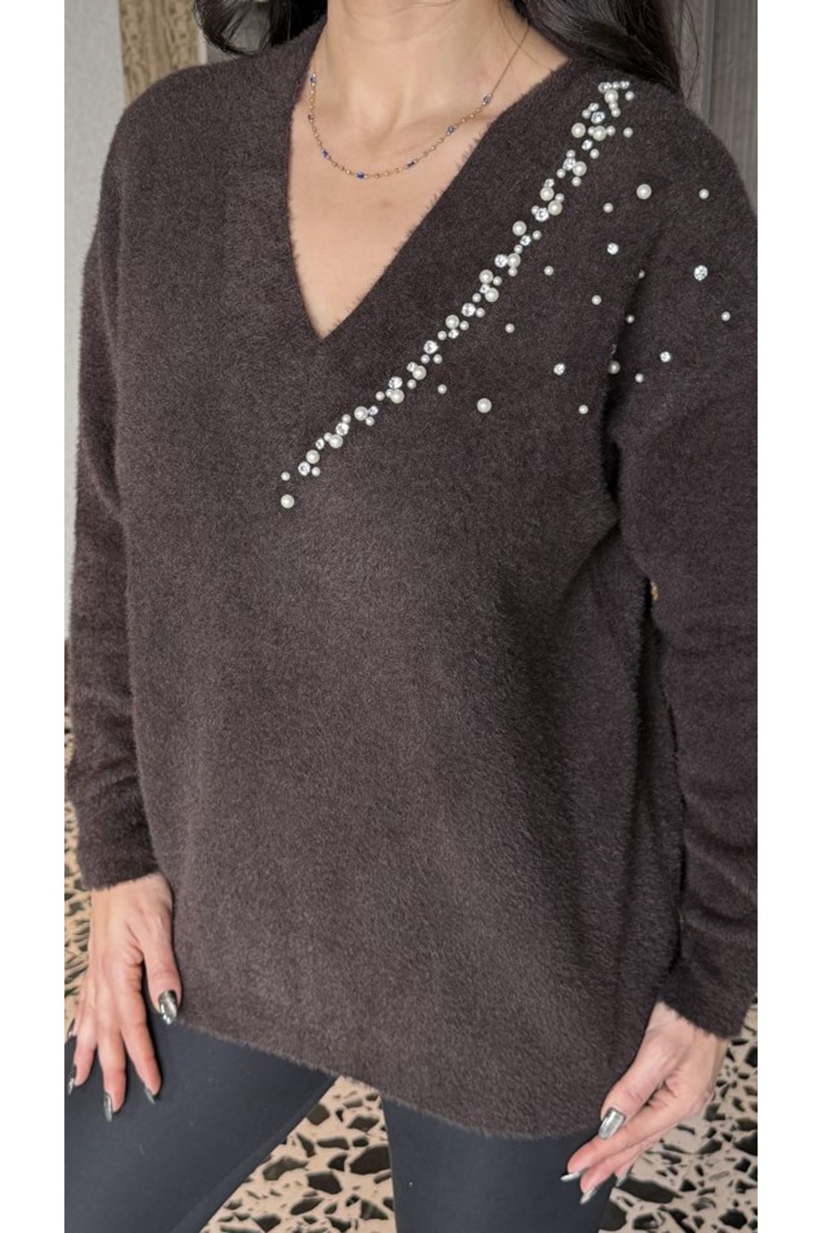 Kadın V Yaka Uzun Kollu Inci Detay Triko Bluz