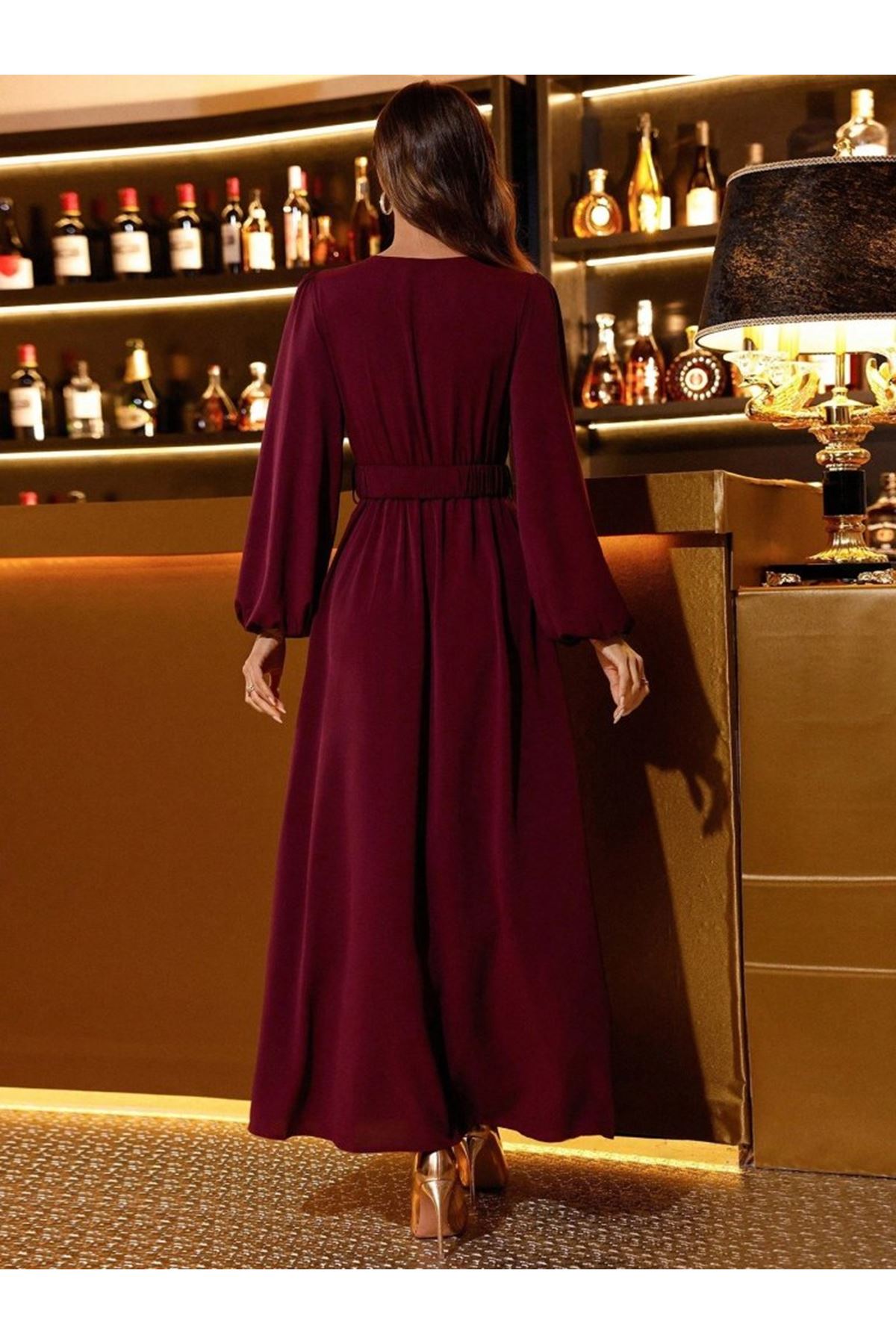 Kadın Uzun Kollu Kruvaze Yaka Beli Kemerli Yırtmaçlı Uzun Ithal Krep Elbise