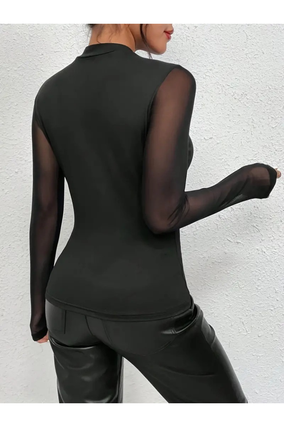 Kadın Uzun Kollu Yarı Balıkçı Yaka Kolları Tüllü Dalgıç Bluz