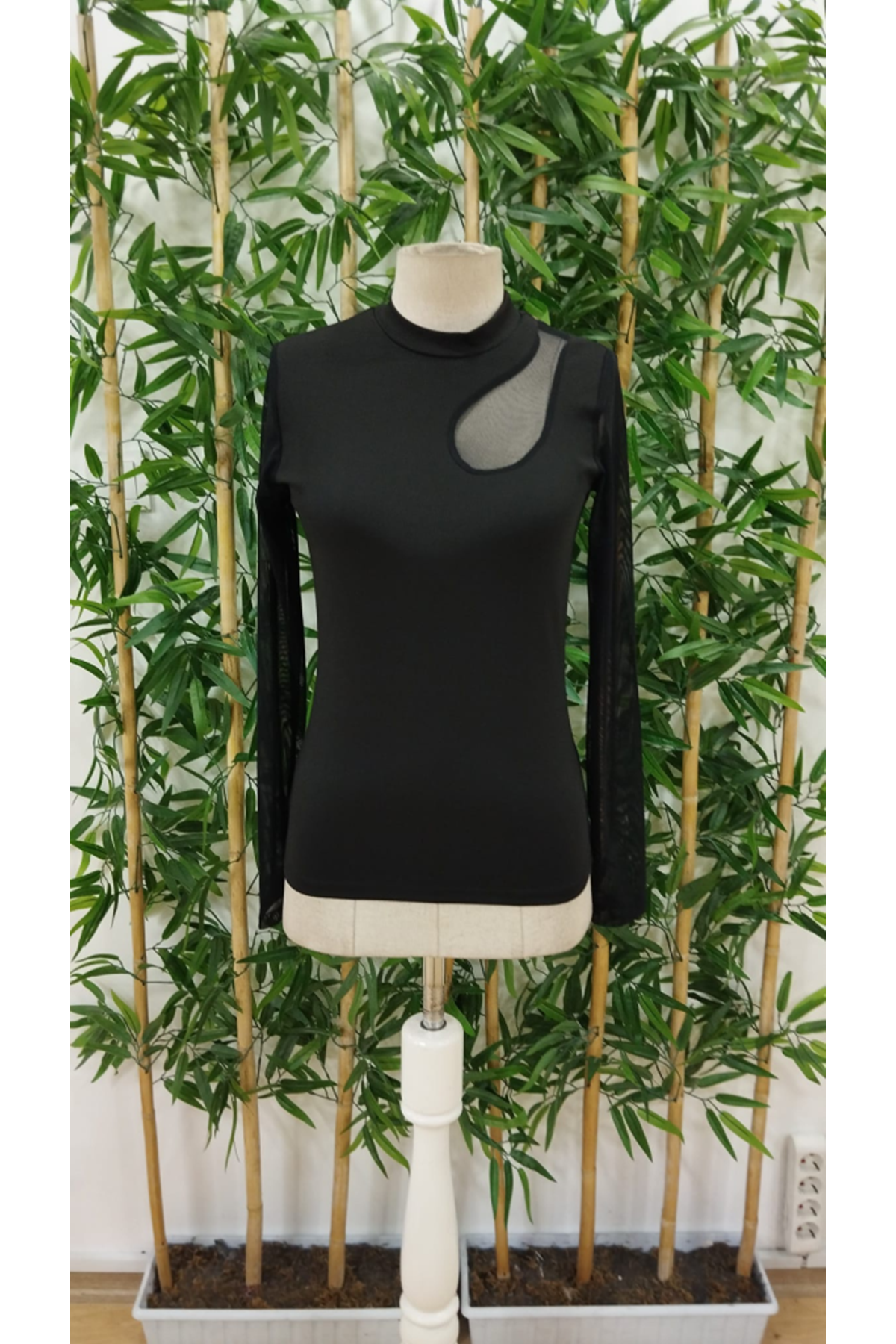 Kadın Uzun Kollu Yarı Balıkçı Yaka Kolları Tüllü Dalgıç Bluz