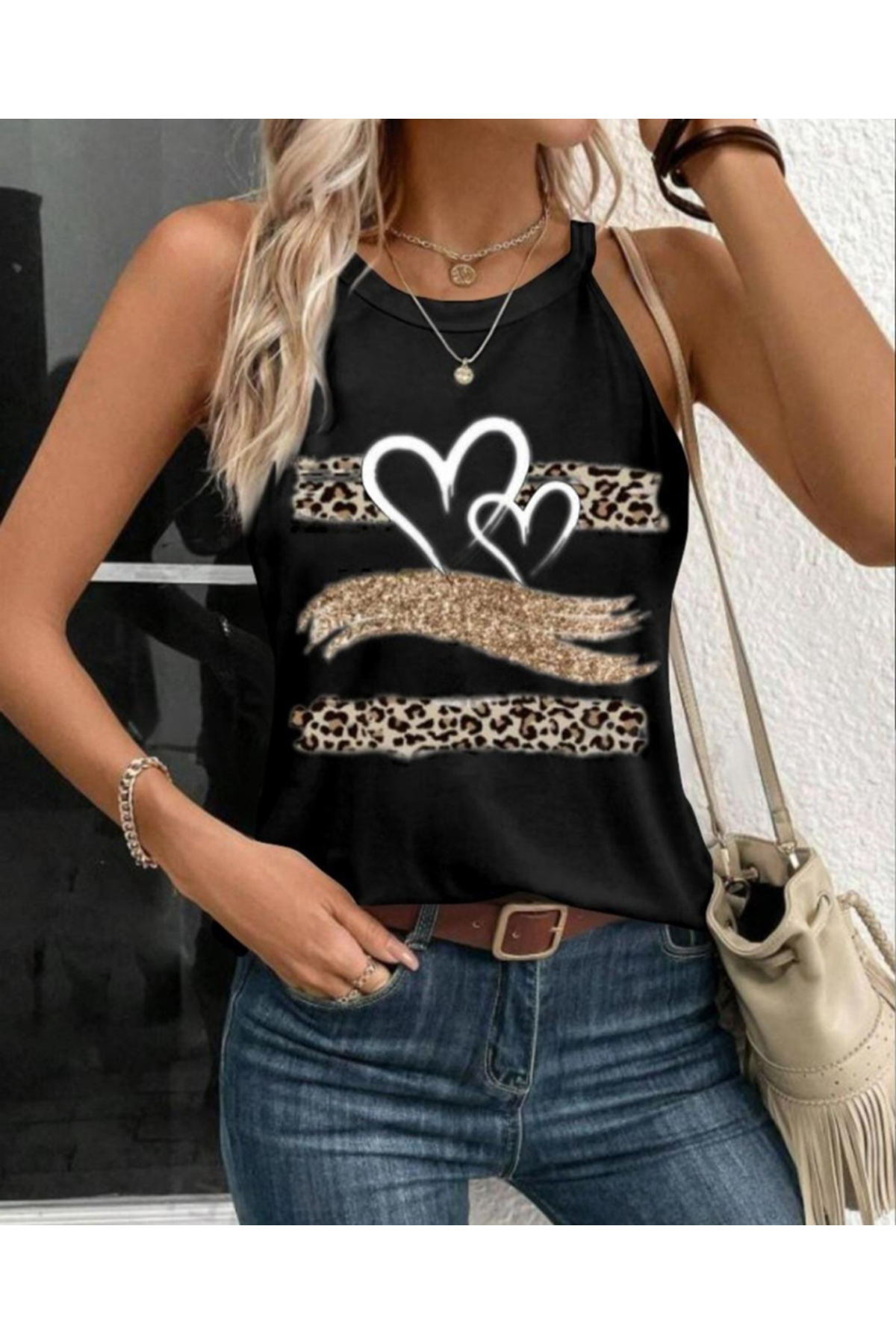 Kadın Sıfır Kol Halter Yaka Kalp Baskılı Viskon Bluz