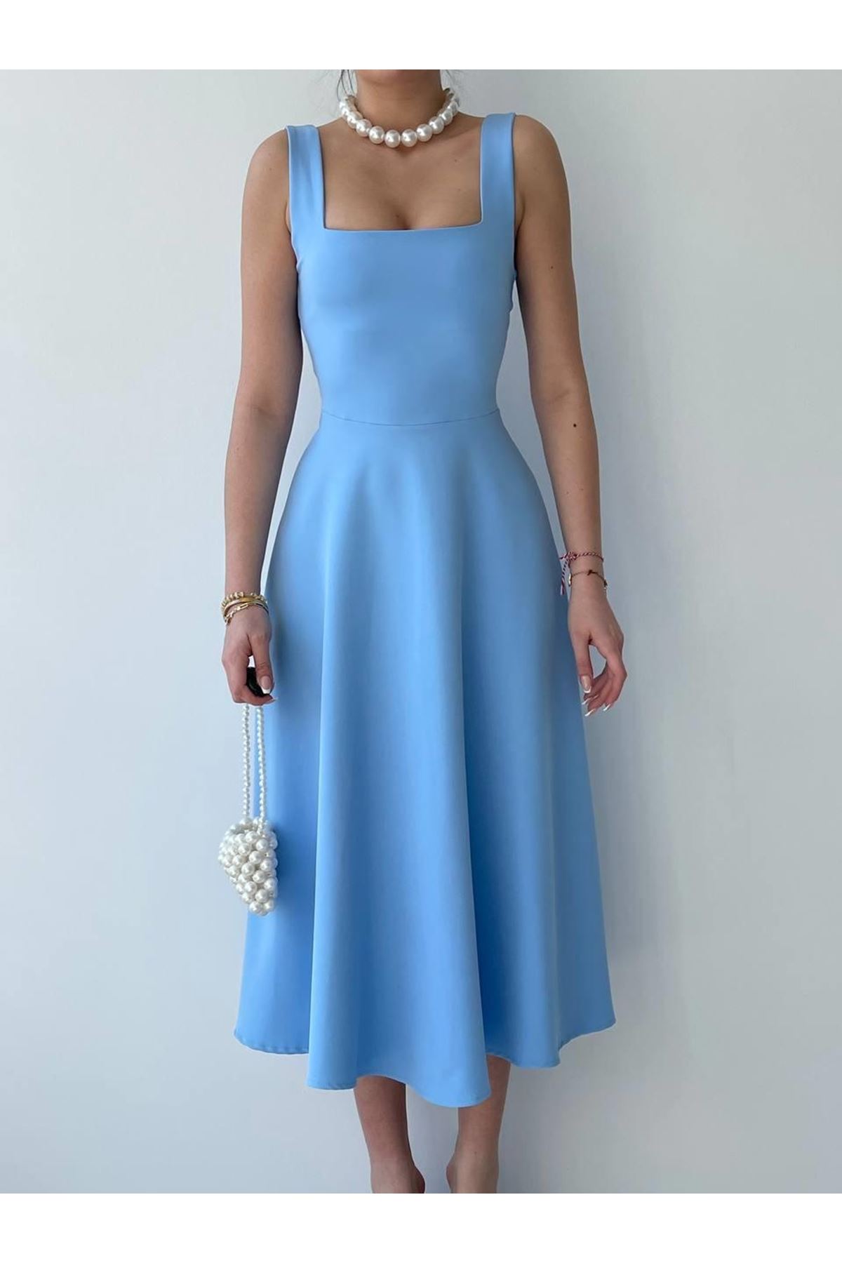 Neapolitan Askılı Elbise