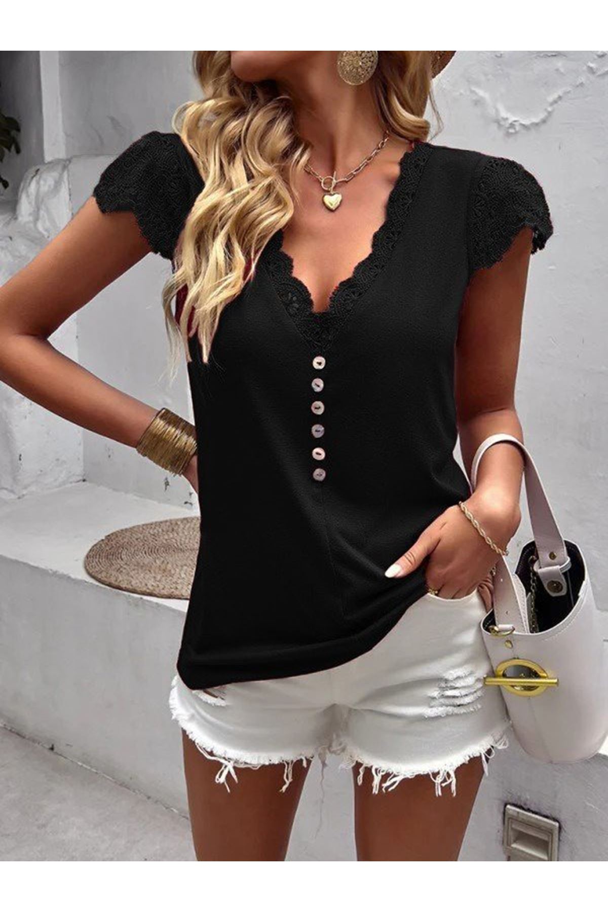 Kadın Kısa Kollu V Yakalı önü Düğmeli Viskon Bluz