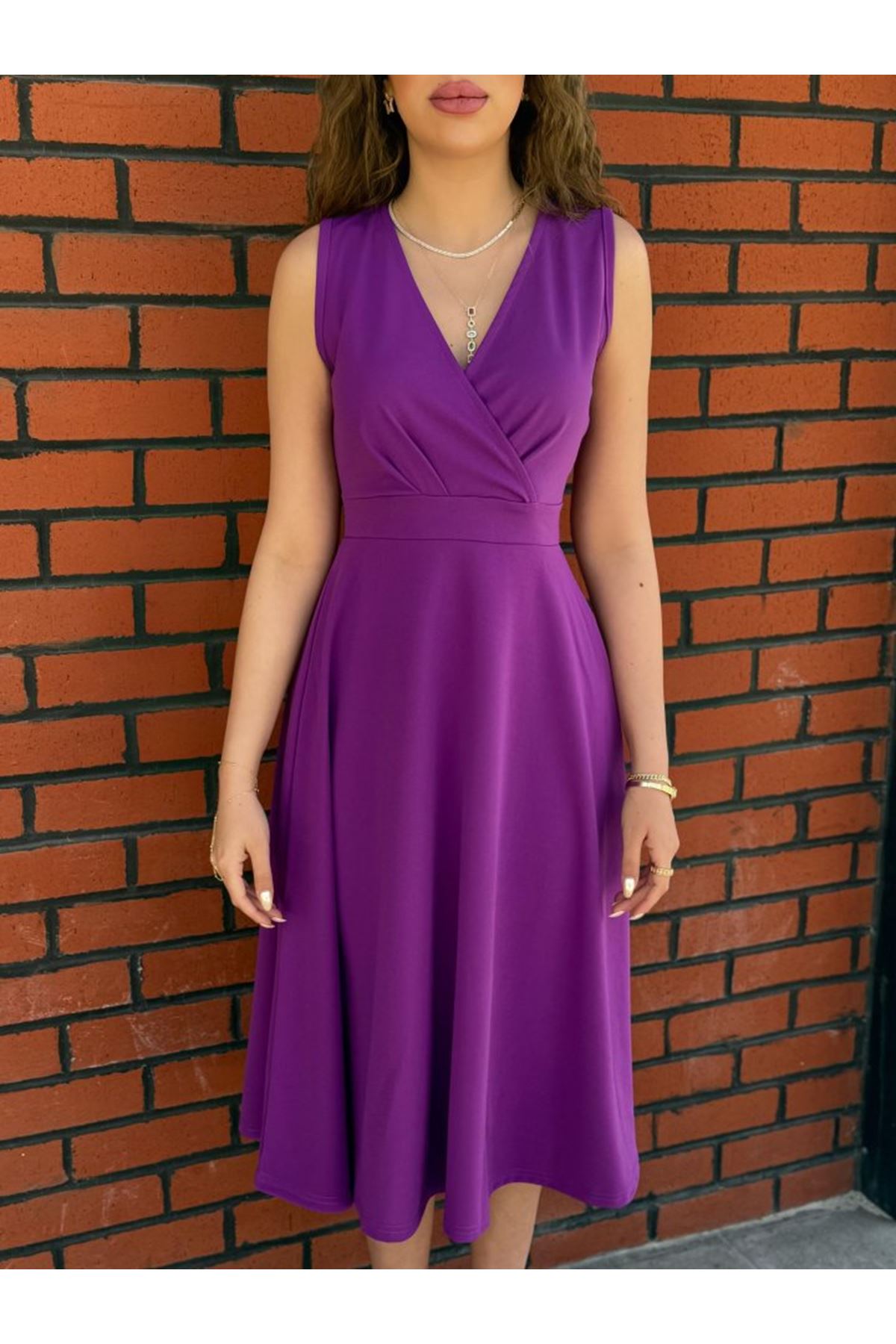 Kadın Ithal Krep Kumaş Kruvaze Yaka Eteği Kloş Kolsuz Midi Elbise