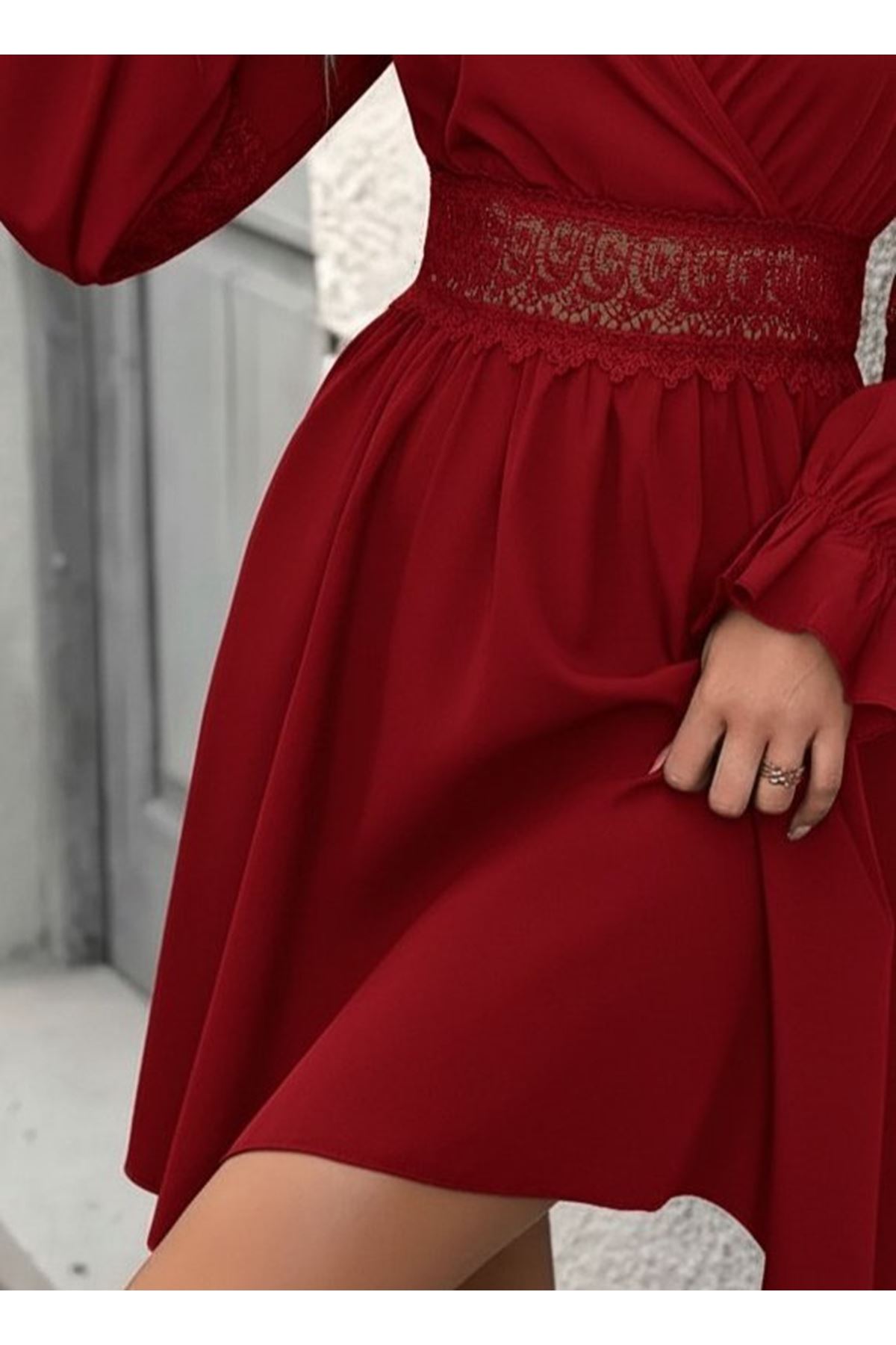 Kadın Uzun Kollu Kruvaze Yakalı Dantelli Fermuar Detaylı Mini Ithal Krep Elbise