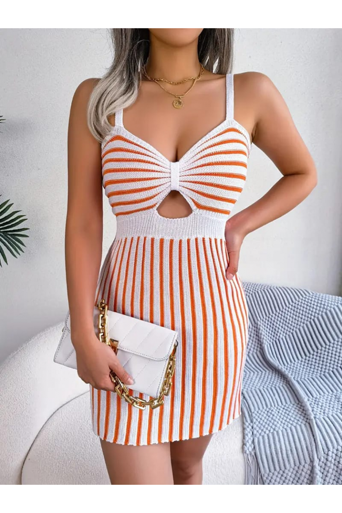 Kadın Kolsuz Askılı Pencere Detay şerit Desen Mini Triko Elbise