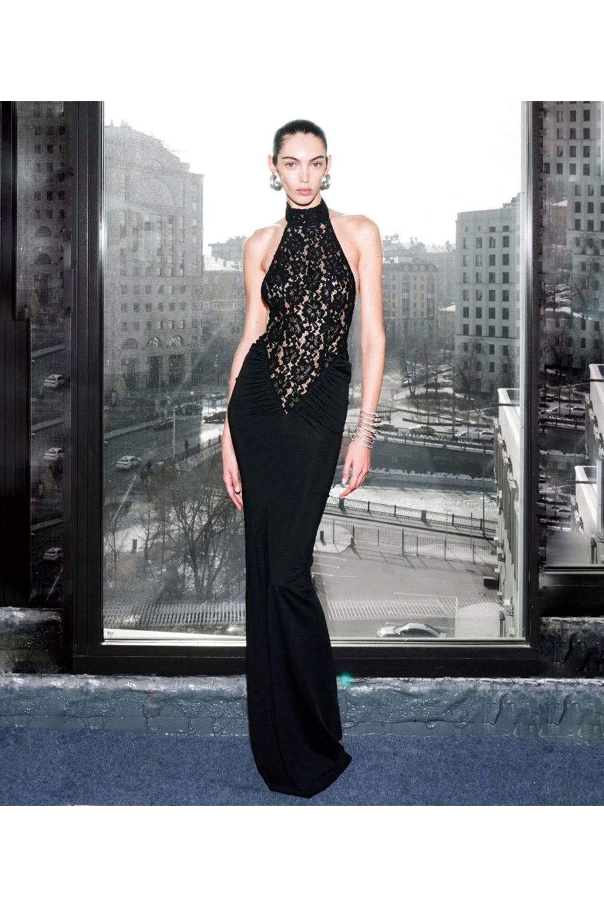 Kitap Okuyalım Mı Kitap Getir Kadın Halter Yaka Fantel Transparan Ve Sırt Dekoltesi Detay Maxi Boy Elbise