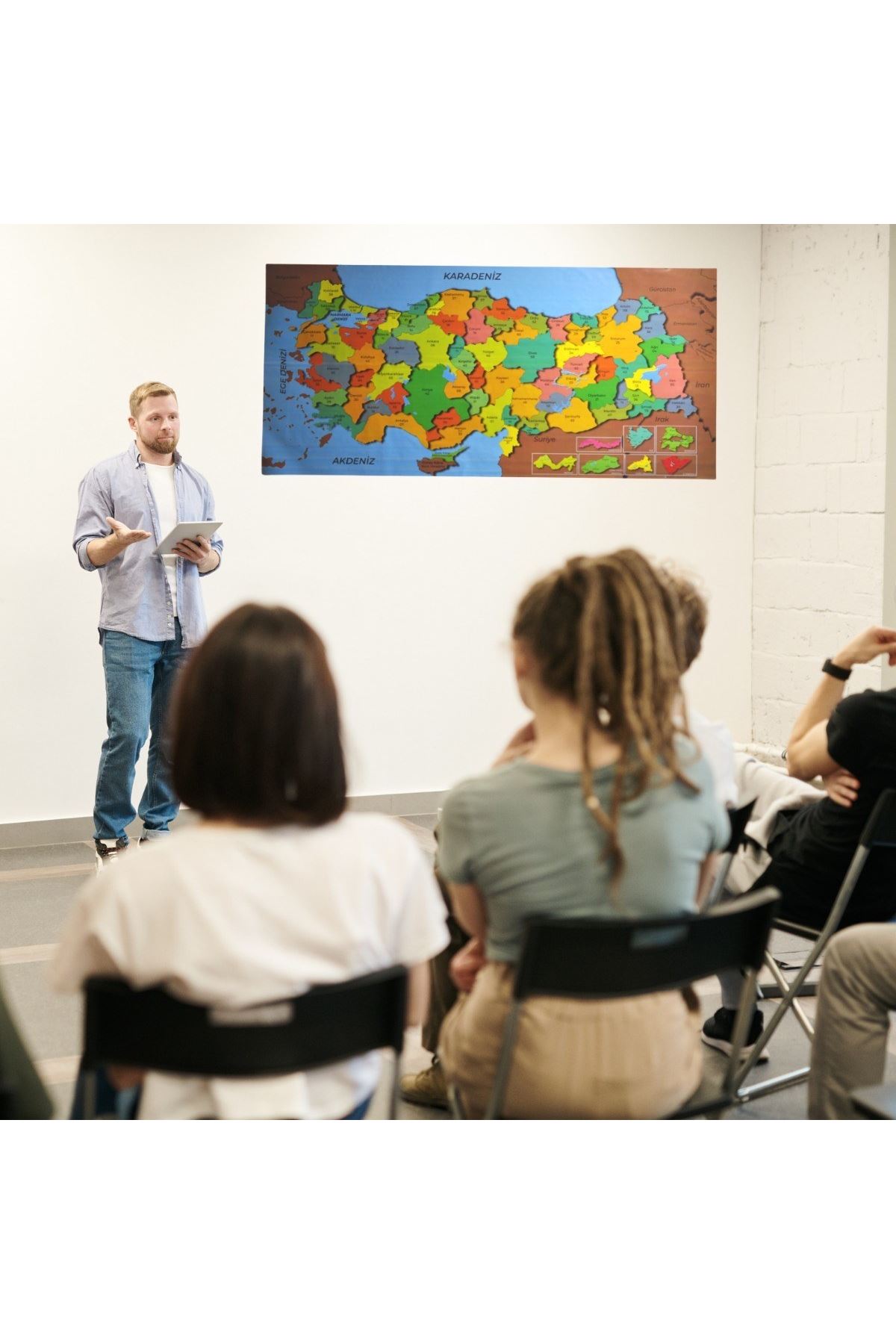 TBL Dekor® Renkli Türkiye Haritası Manyetik Yapıştırıcı Gerektirmeyen Duvar Stickerı 118 CM * 56 CM