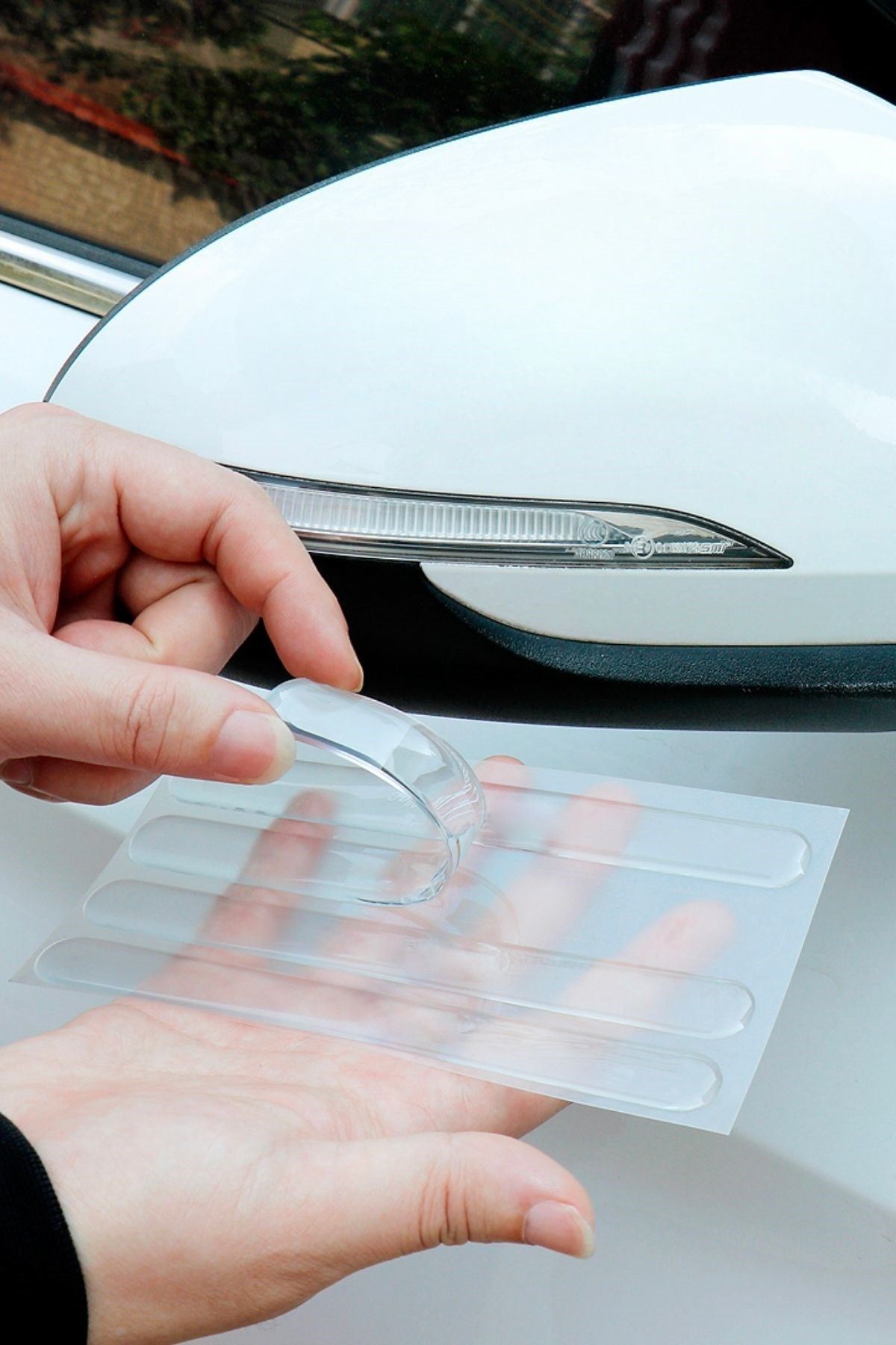 TBL Dekor® Oto Darbe Koruyucu Şeffaf Kendiliğinden Yapışkanlı Bantlar 4 Adet