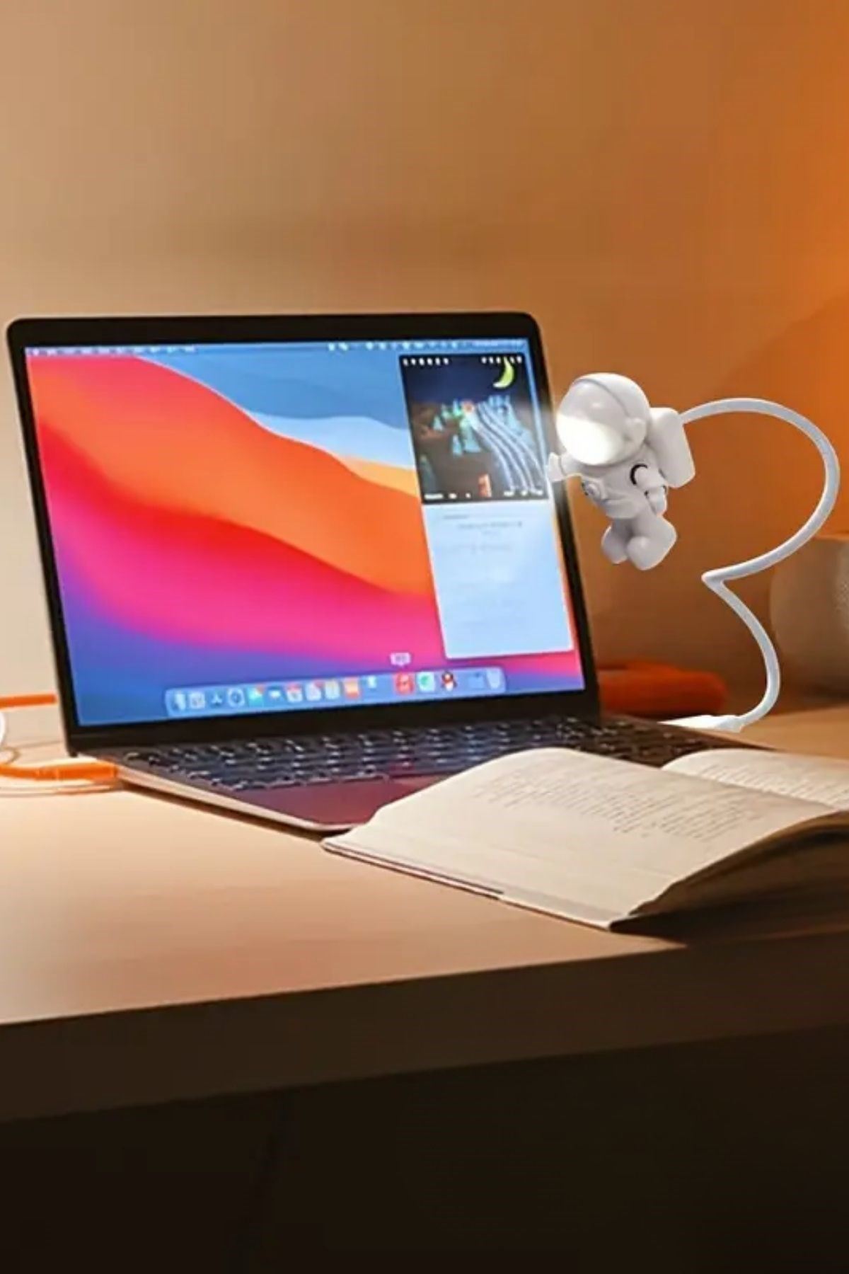 TBL Dekor® USB Astronot Gece Lambası, Masa Lambası, Kitap Okuma Lambası Işığı