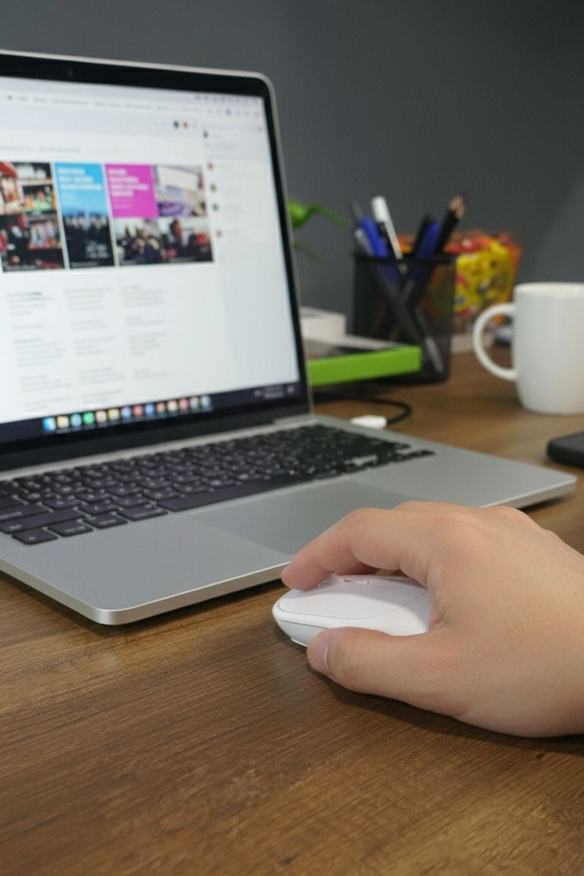 TBL Dekor® Beyaz Renkli Ergonomik Sessiz Kablosuz Mouse – USB Alıcılı, Ofis ve Oyun İçin Konforlu Bilgisayar Faresi MS6310