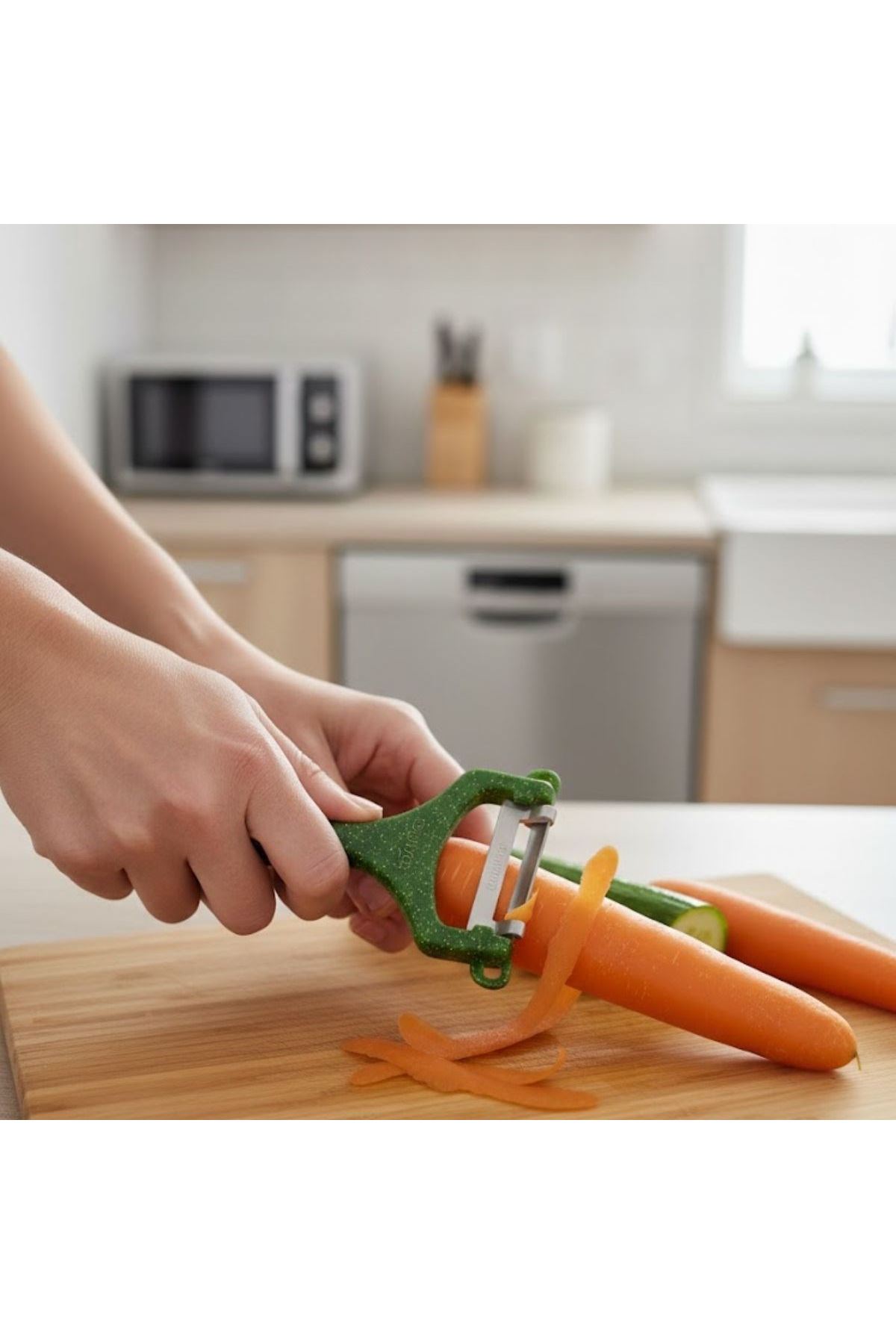 Solingen Çelik Küçük Boy Meyve Sebze Soyacak – Keskin Paslanmaz Soyucu Aparat