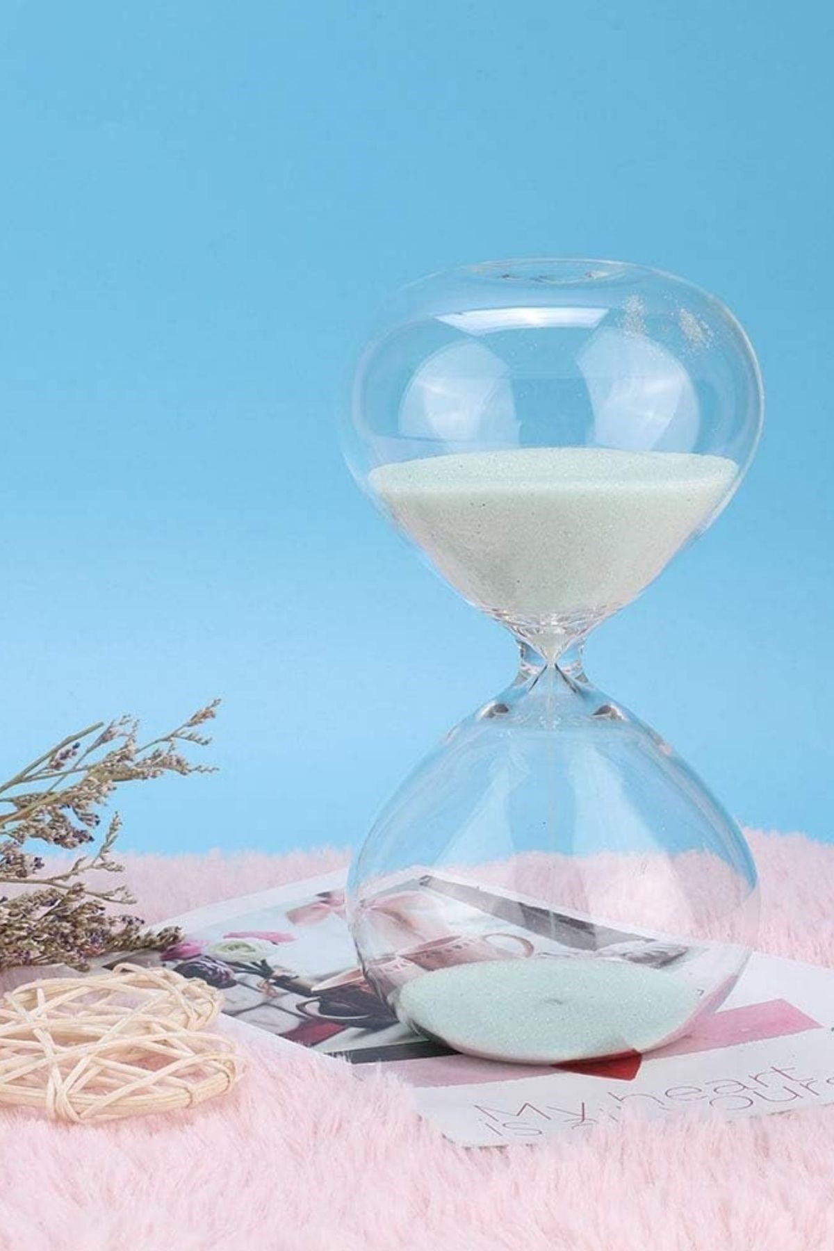 Masaüstü Cam Kum Saati – Estetik Tasarım, Dekoratif Zaman Ölçüm Aleti