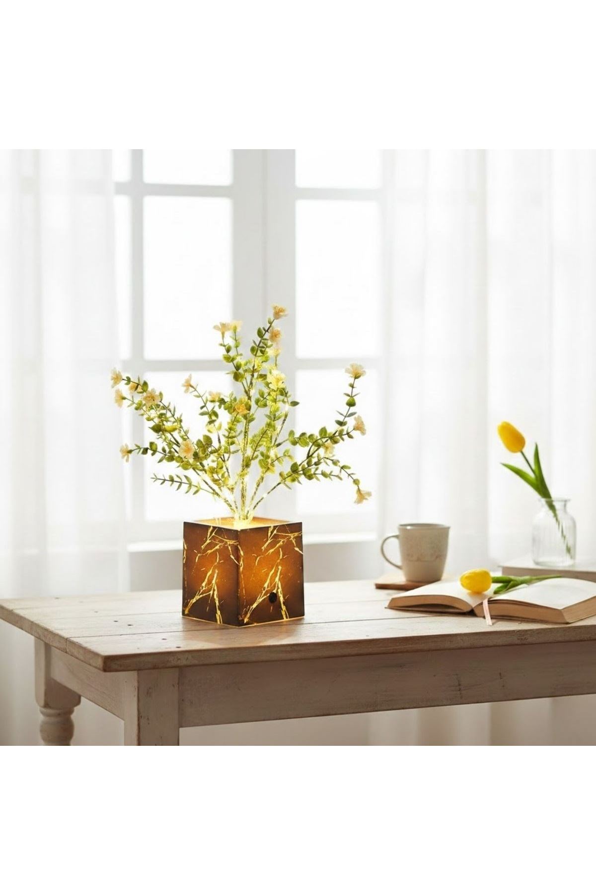 Işıklı Yapay Çiçek – Siyah Saksılı LED Dekoratif Bitki, Masaüstü ve Ev Ofis Aydınlatmalı Süs Bitkisi