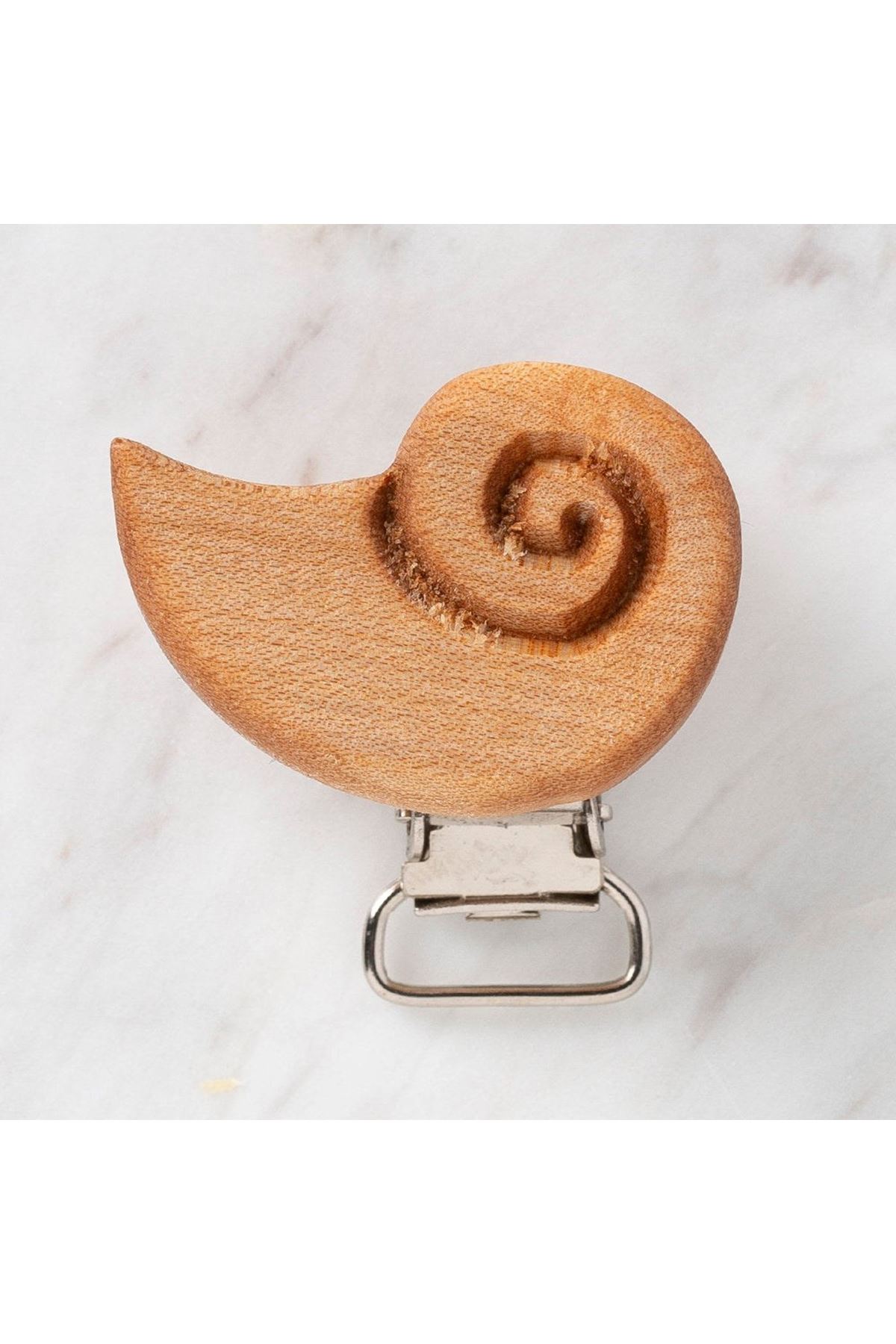 Hobi Baby Salyangoz Figürlü Organik Ahşap Emzik Kl