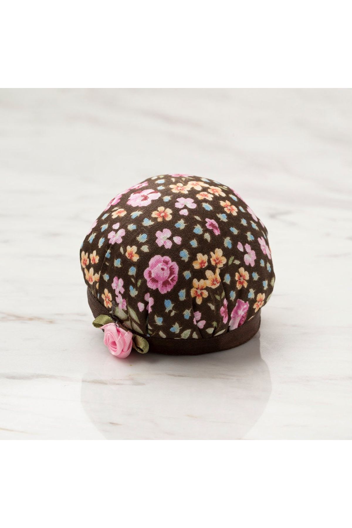 Loren Kola Takılabilir Kahverengi çiçekli İğnedanl