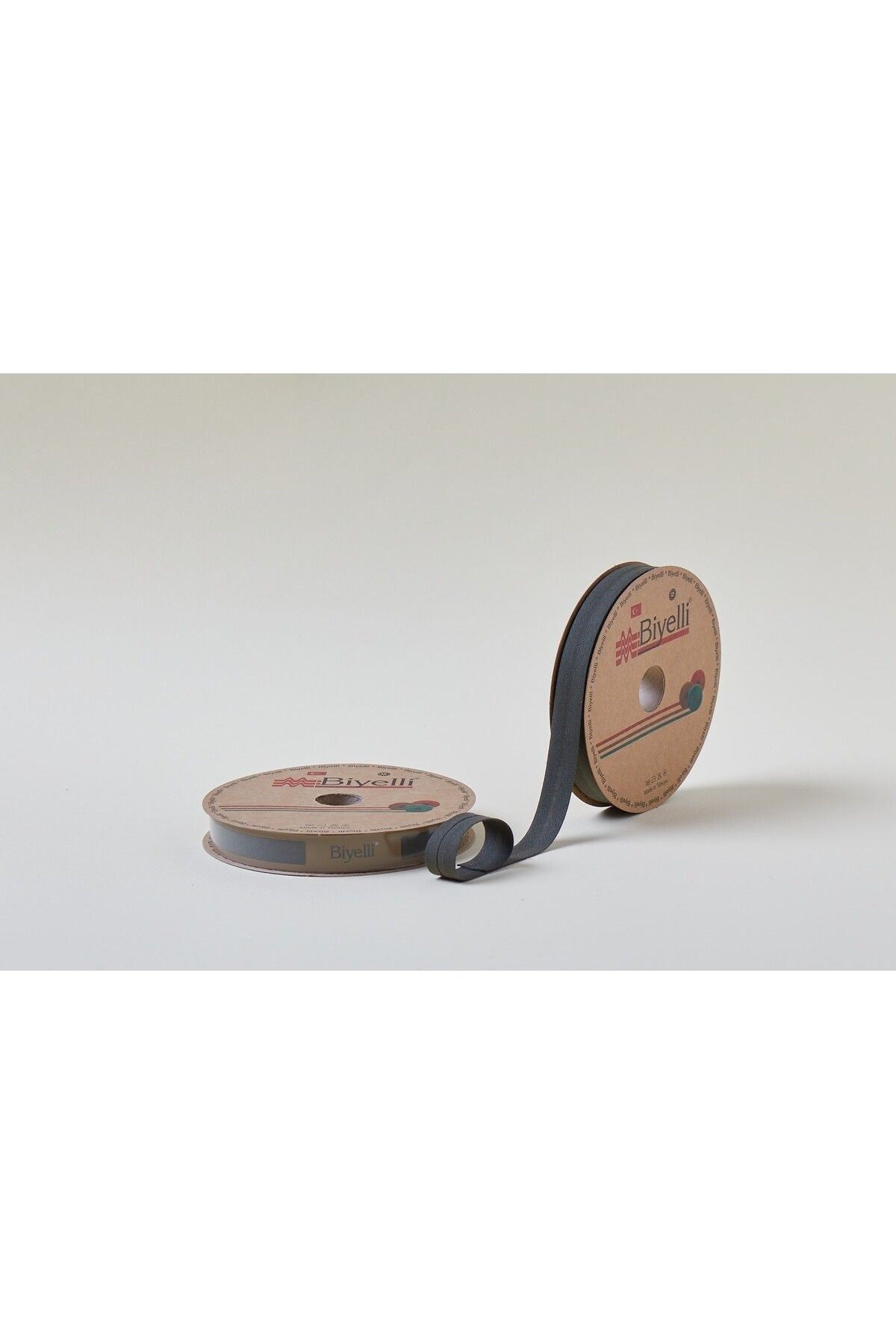 Biye Koton Katlı D54 Füme 2 Cm 25 Metre %65 Koton %35 Polyester