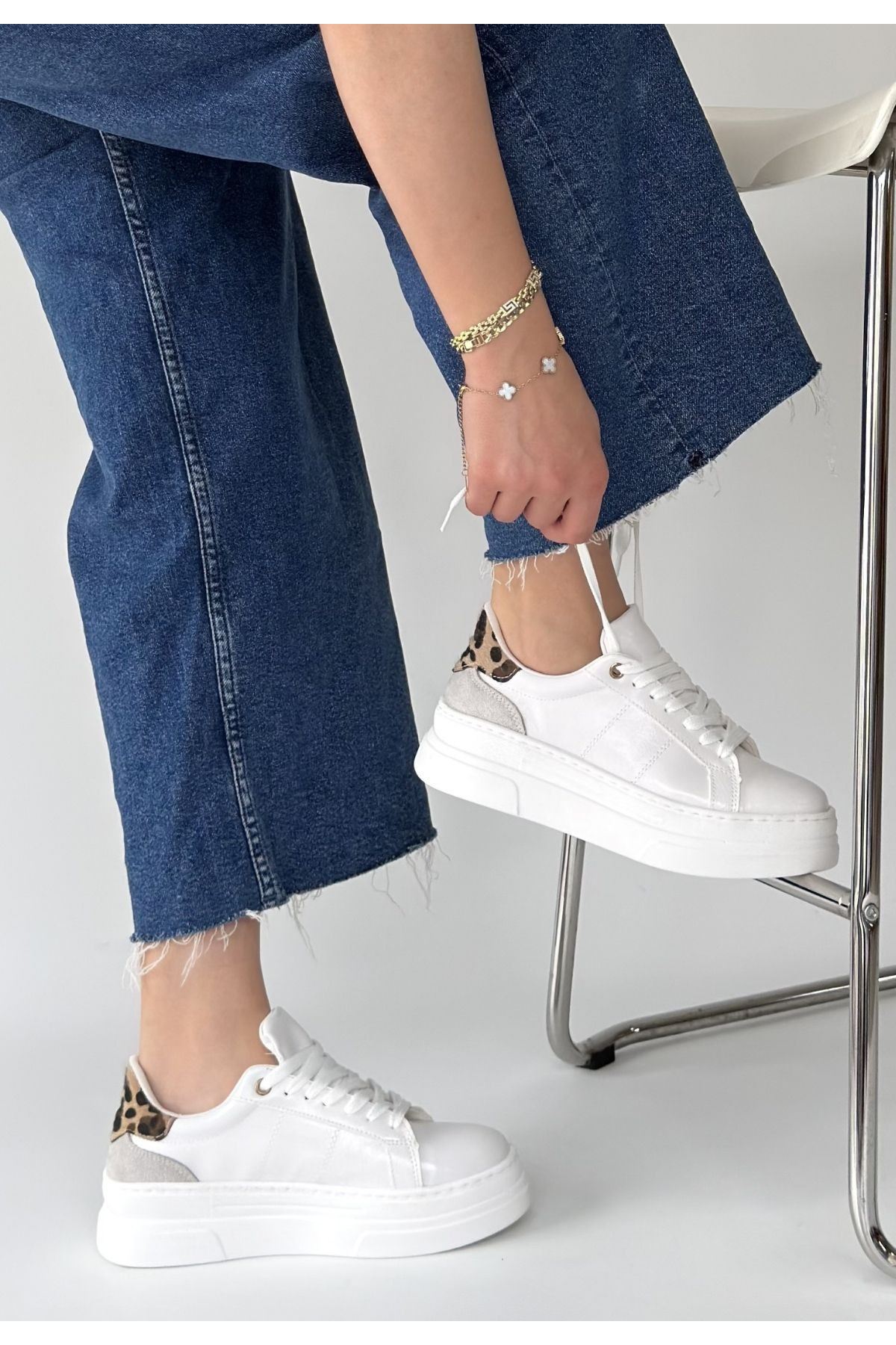 Jetan Beyaz Rugan Bağcıklı Spor Ayakkabı