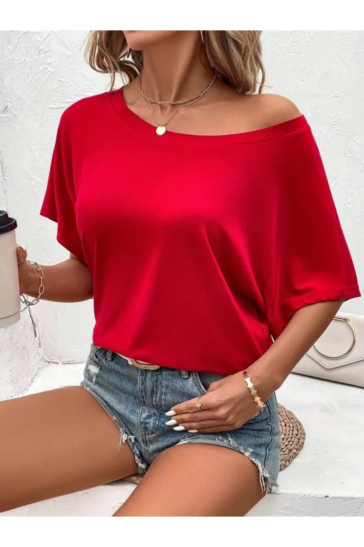 Kadın Tek Omuzu Açık Kısa Kollu Salaş Viskon Bluz