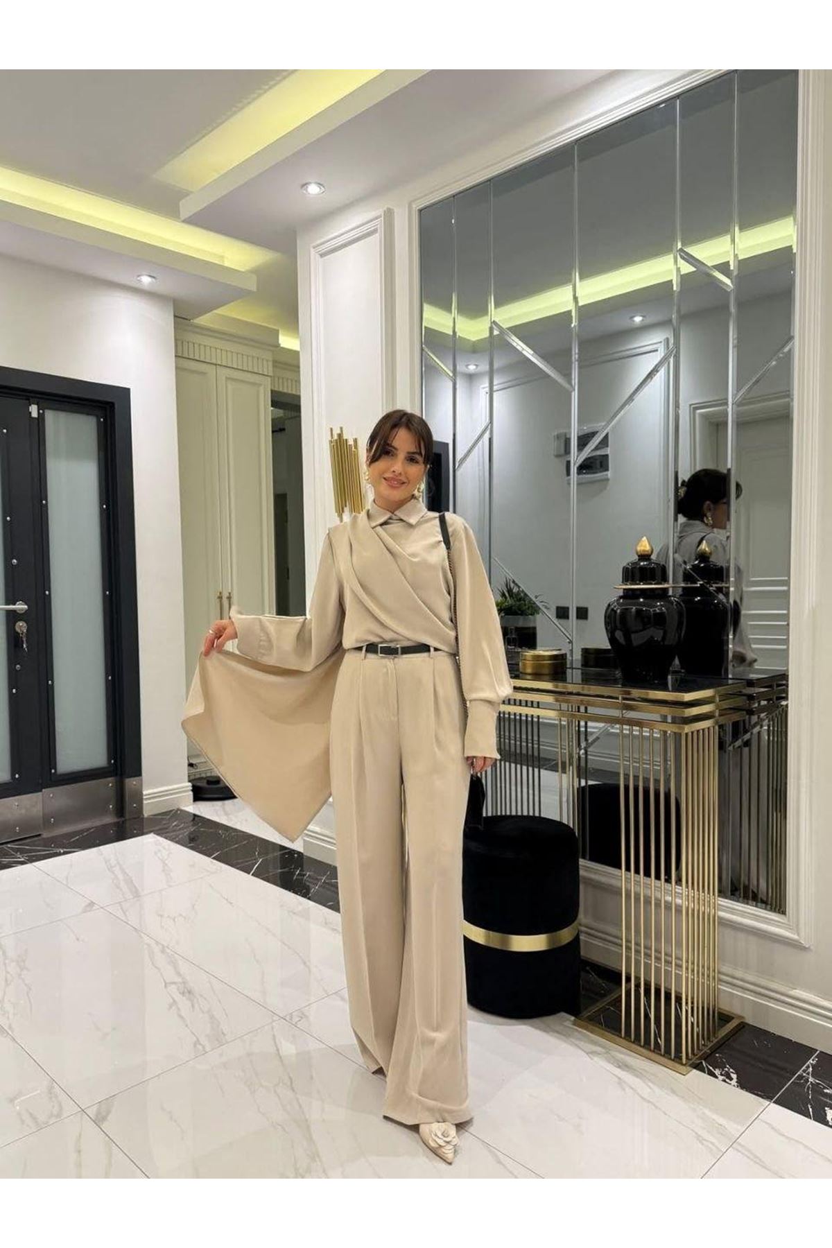 Kadın Uzun Kollu şal Detaylı Bluz Ve Pantolon Kemer Dahil Ikili Takım