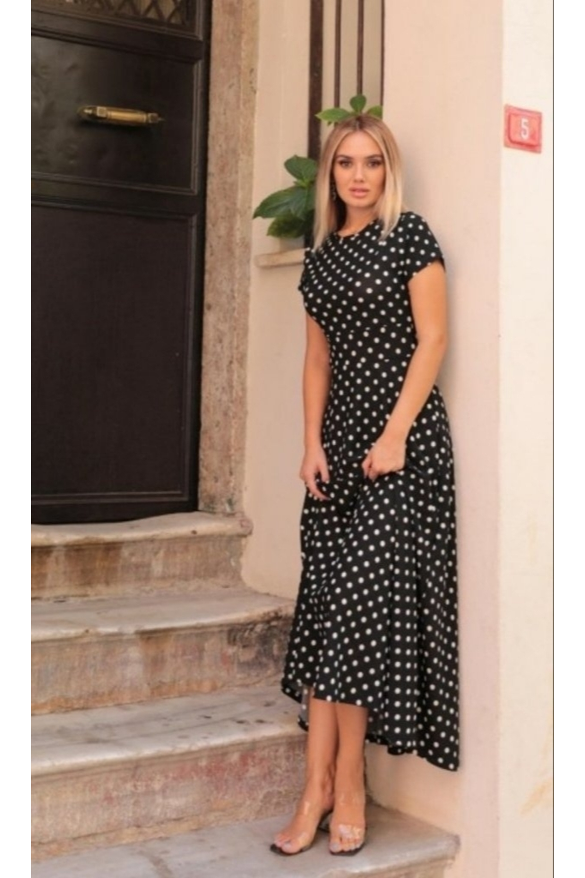 Kadın Kısa Kollu Bisiklet Yaka Puantiyeli Maksi örme Krep Elbise